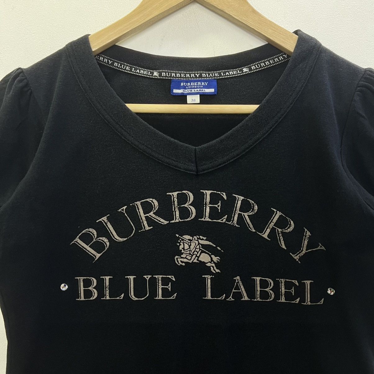 Burberry BURBERRY BLUE LABEL BIG LOGO WOMEN TSHIRT Size XS / US 0-2 / IT 36-38 - 2 Thumbnail