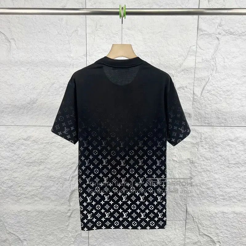 Louis Vuitton Louis Vuitton Black Cotton Men's T-Shirt . Size US S / EU 44-46 / 1 - 2 Thumbnail