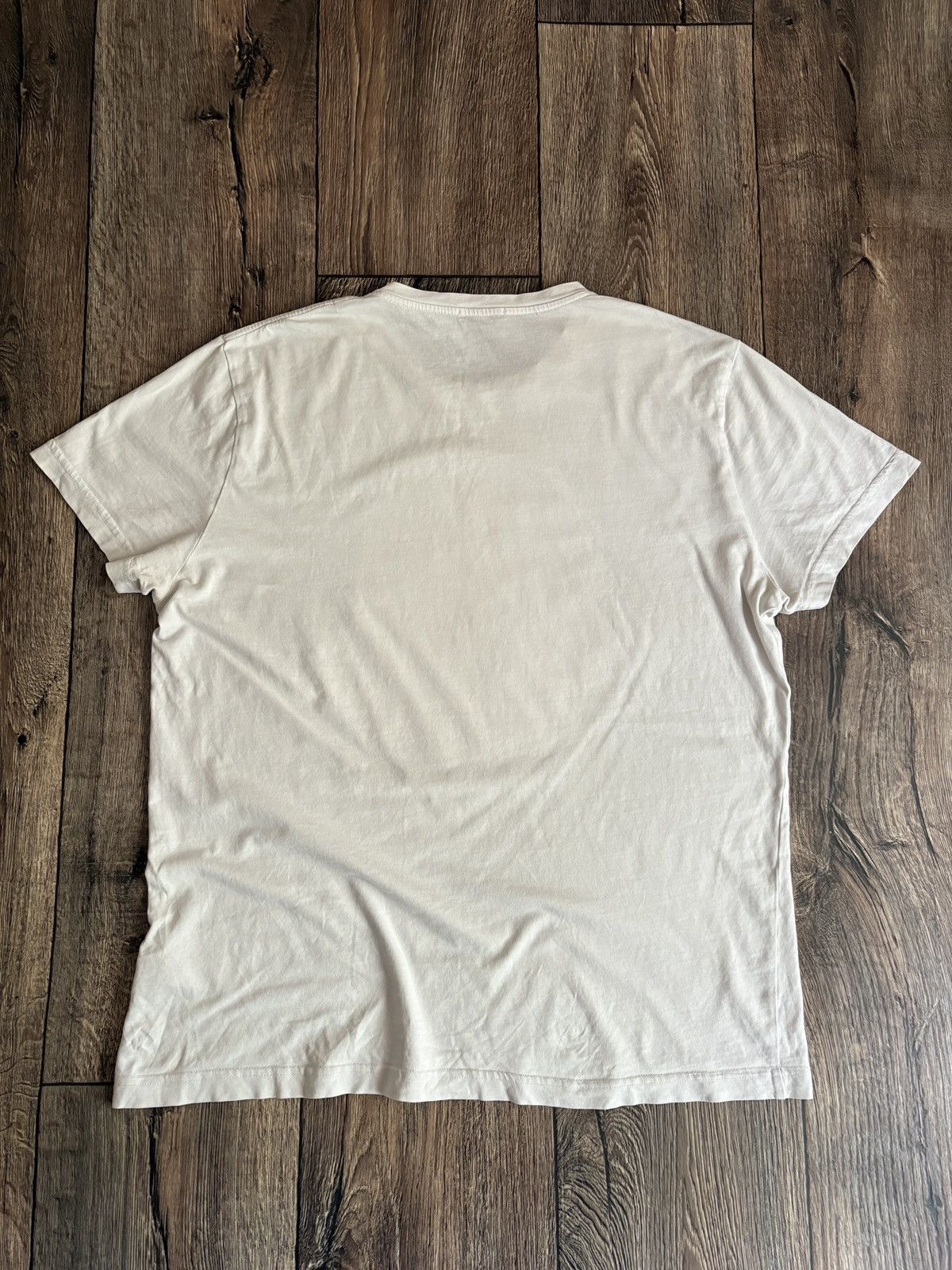 Moncler Moncler Tibetan Flags Graphic T-Shirt Size US XL / EU 56 / 4 - 14 Thumbnail