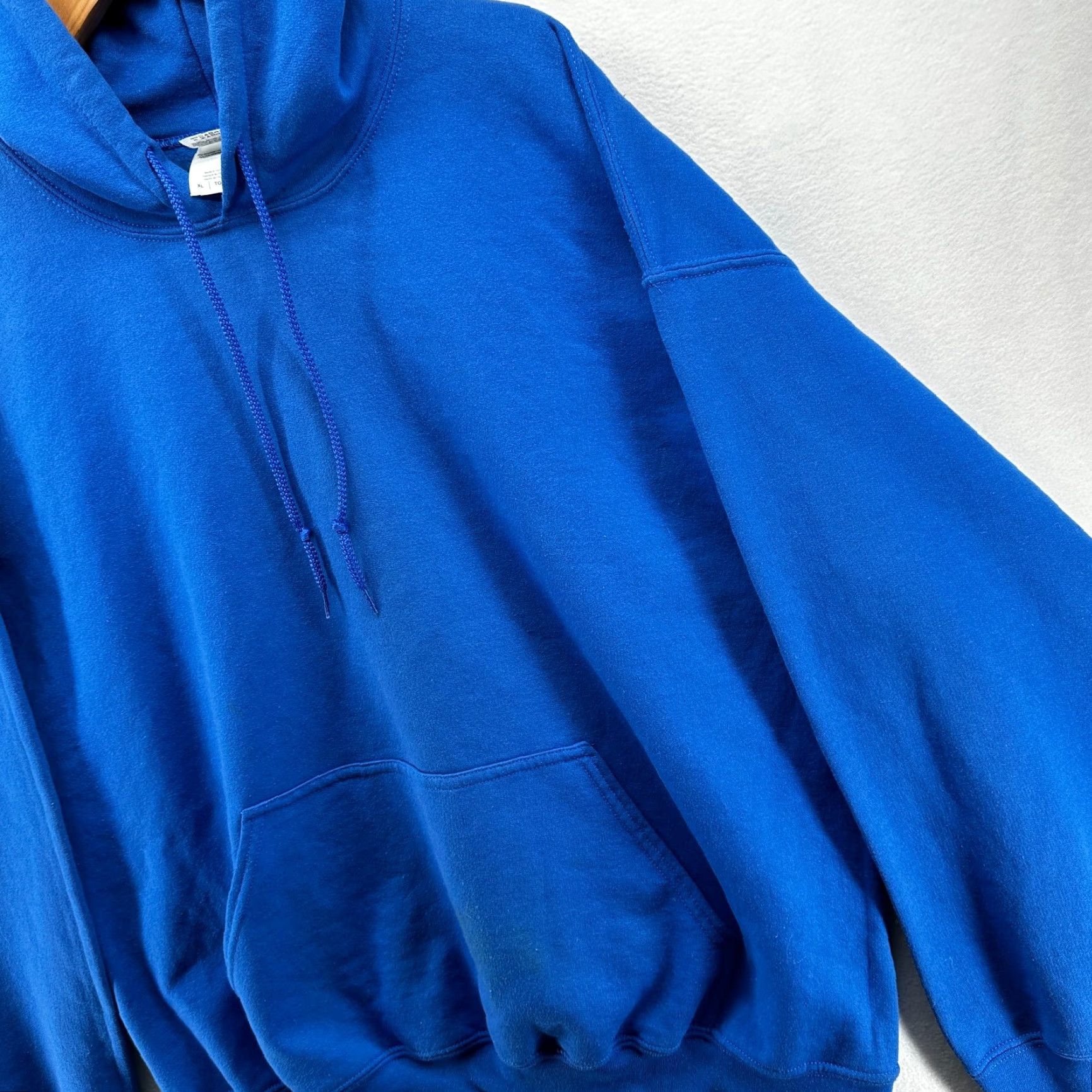 Gildan Gildan Pullover Hoodie Blue Men's XL Pockets Long Sleeve Regular Fit Winter Shirt Hoodie Mens XL Blue Pockets Size US XL / EU 56 / 4 - 4 Thumbnail