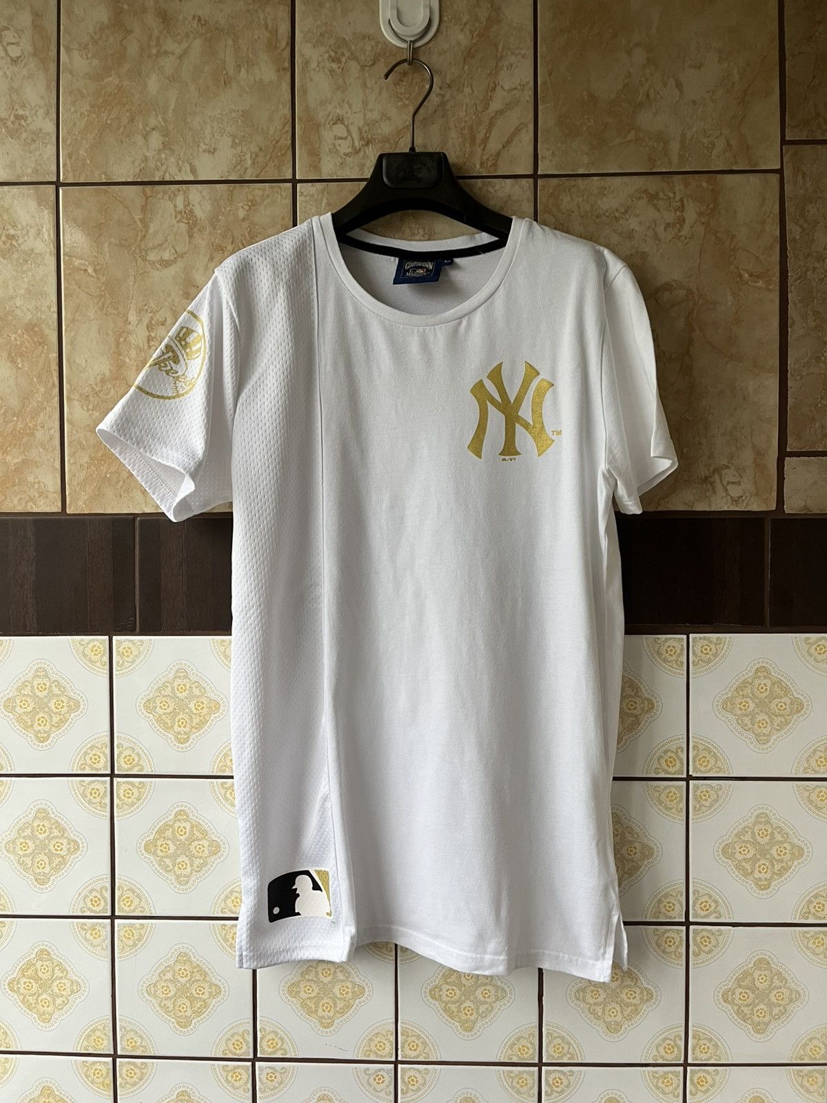 New York Yankees Vintage Majestic New York Yankees tee shirt Size US M / EU 48-50 / 2 - 1 Thumbnail