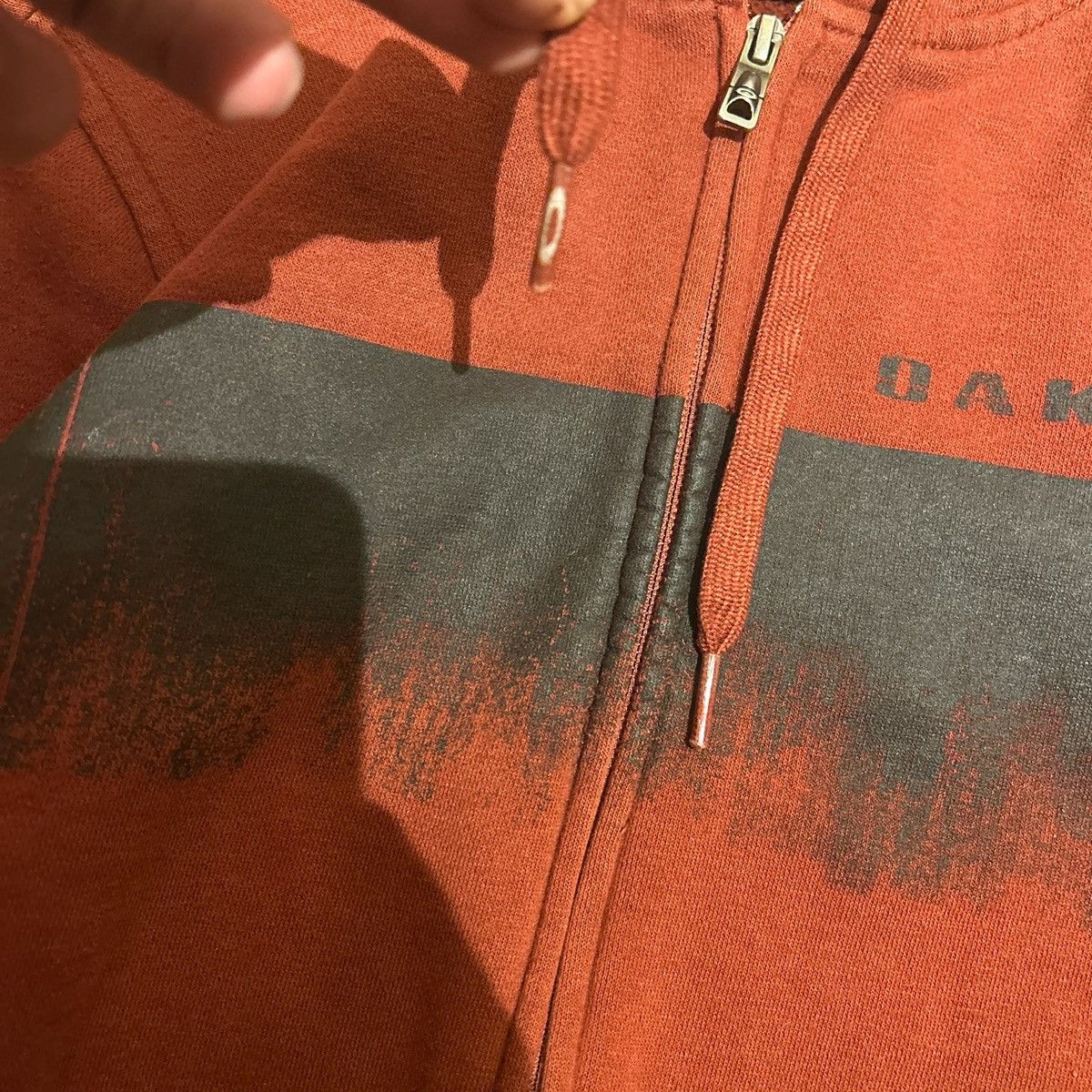 Oakley Oakley Dark Red Graphic Hoodie szS Size US S / EU 44-46 / 1 - 6 Thumbnail