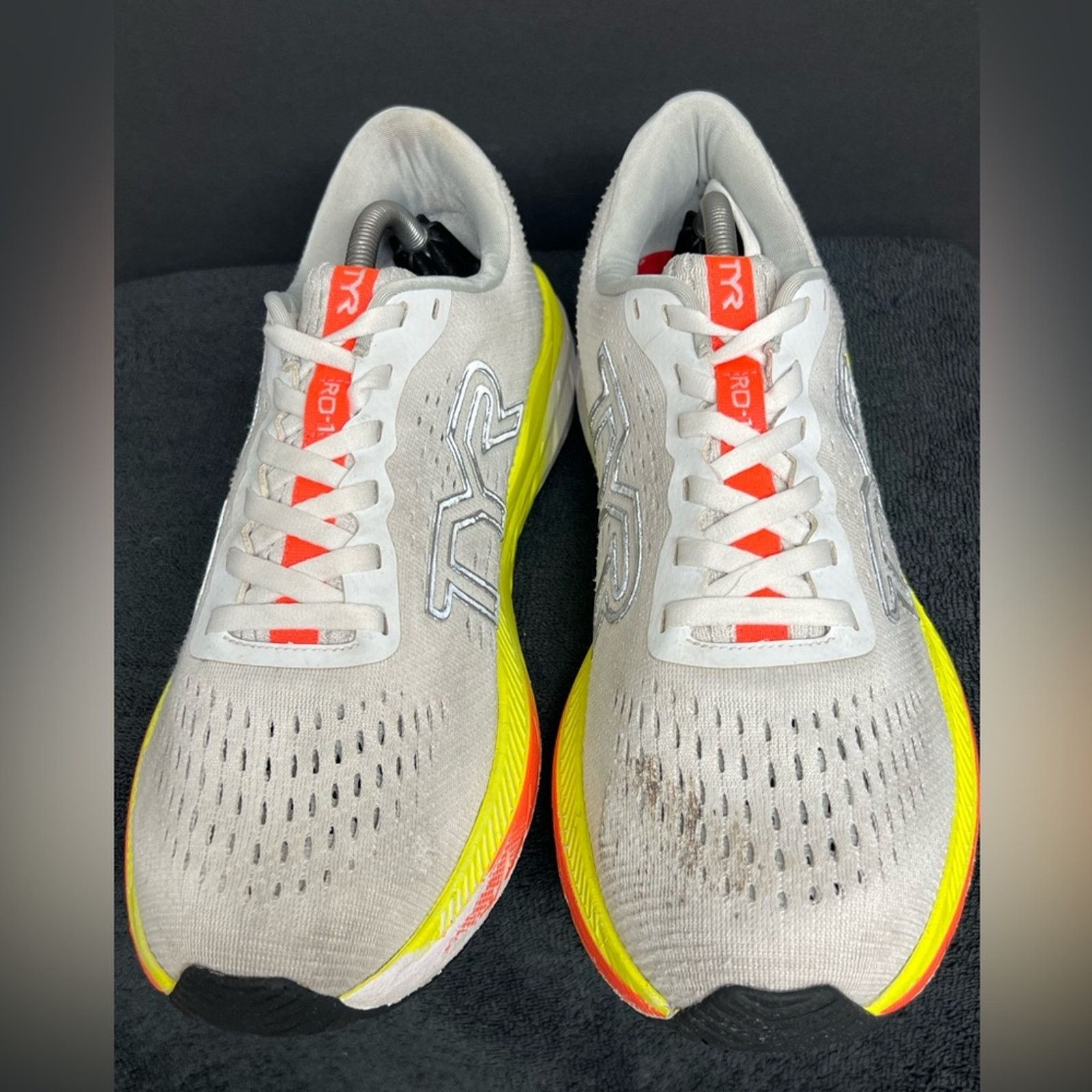 Other TYR RD-1 Runner Men's Size 11.5 White Yellow Running Shoes Size US 11.5 / EU 44-45 - 6 Thumbnail