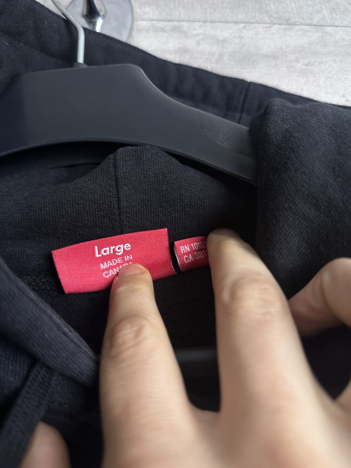 Supreme Supreme Hoodie Size US L / EU 52-54 / 3 - 5 Thumbnail