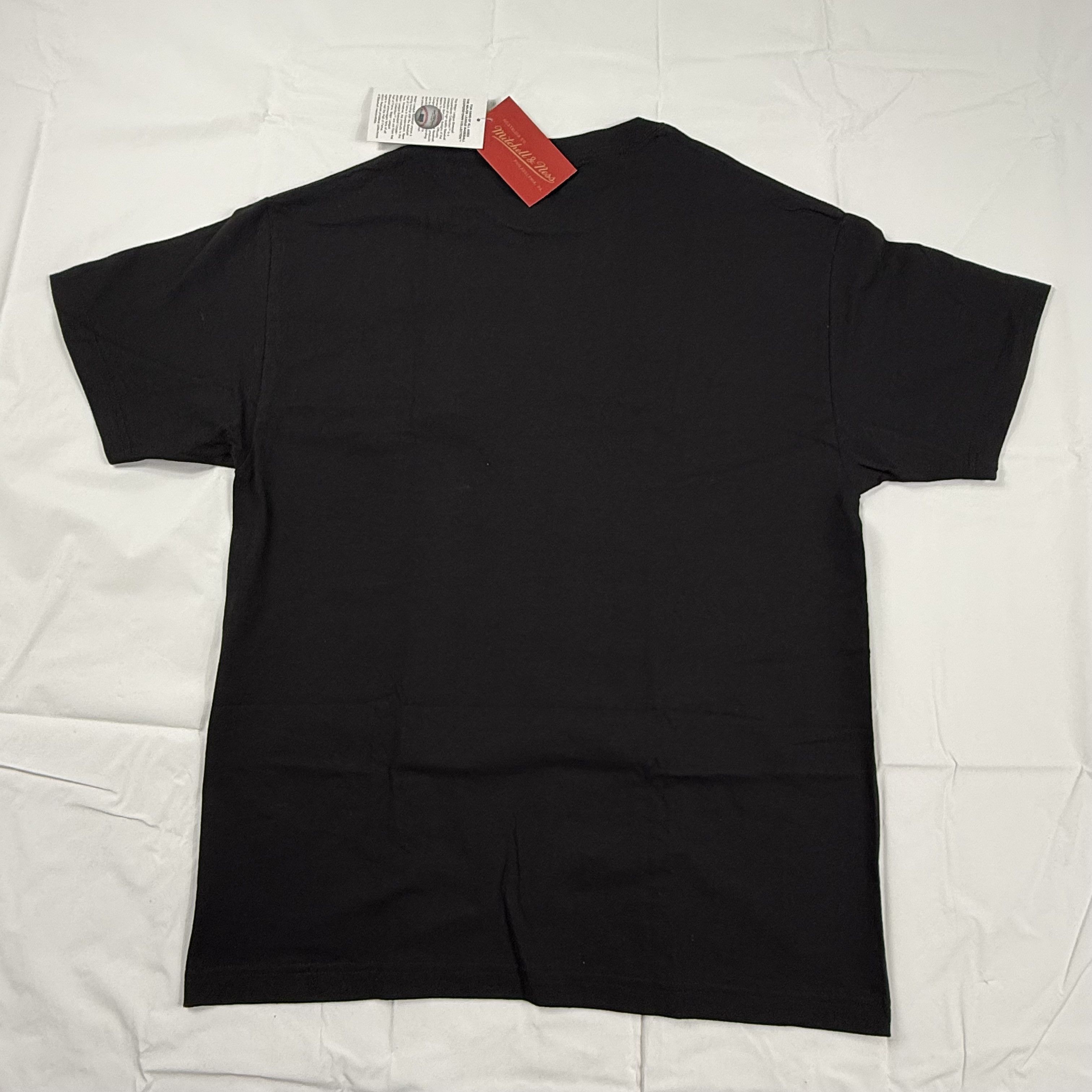 Mitchell & Ness Mitchell & Ness Chicago White Sox Flaming Shirt Cooperstown Size US L / EU 52-54 / 3 - 6 Thumbnail