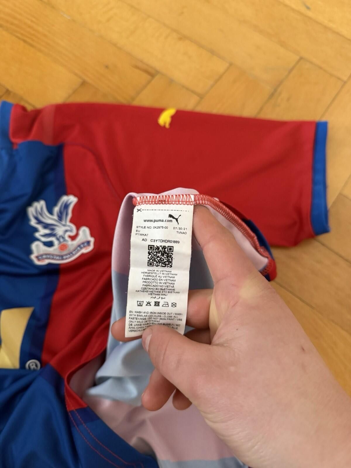 Puma Crystal Palace 2021 Home football soccer shirt jersey Puma Size US M / EU 48-50 / 2 - 5 Thumbnail