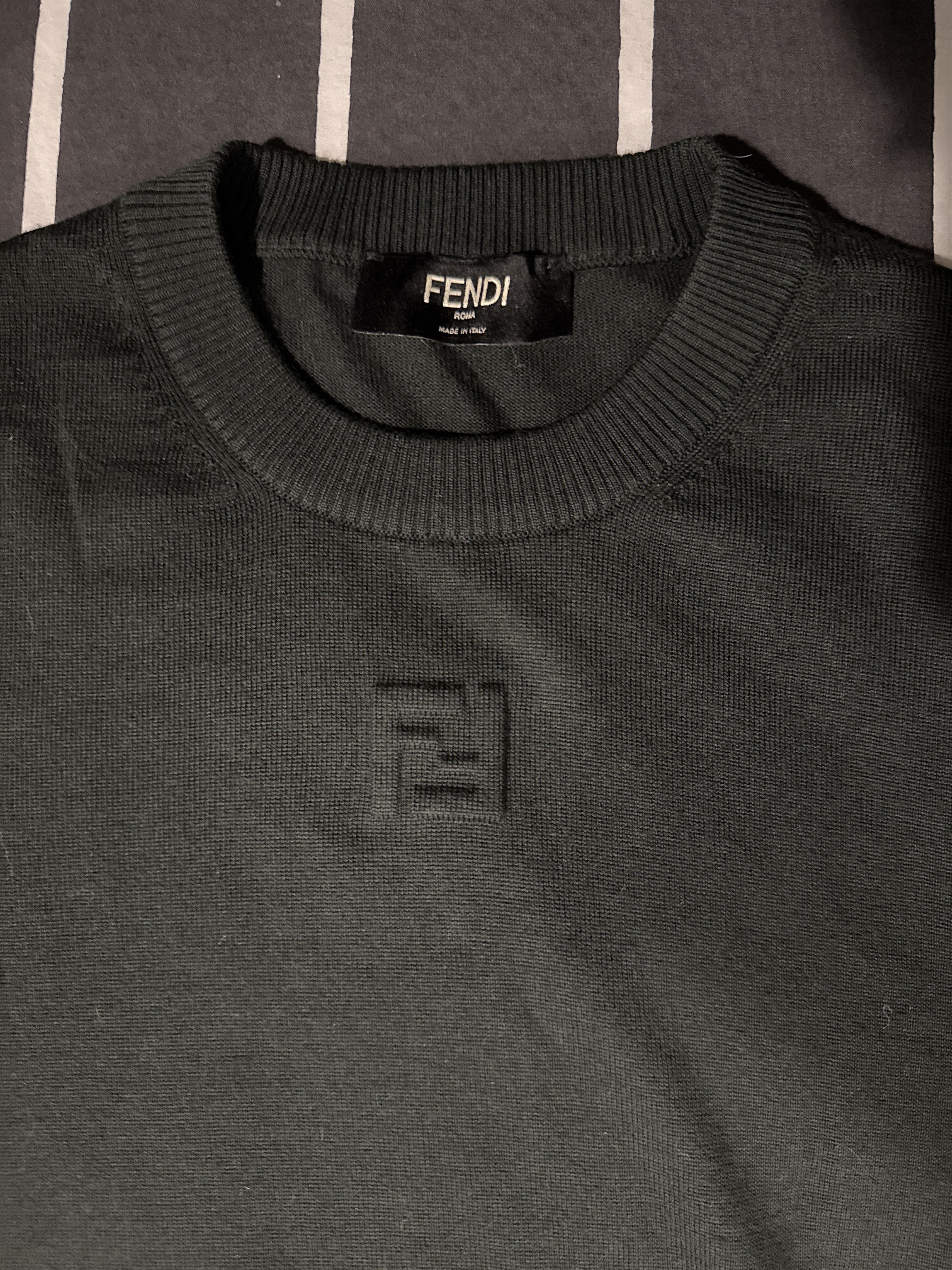 Fendi FENDI SWEATER C-NECK VIRGIN WOOL Size US M / EU 48-50 / 2 - 3 Thumbnail