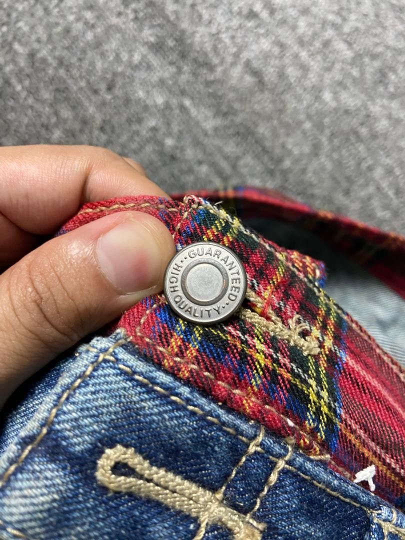 Japanese Brand Japanese Brand Distressed Denim Ripped Patchwork Jeans (137) Size US 31 - 2 Thumbnail