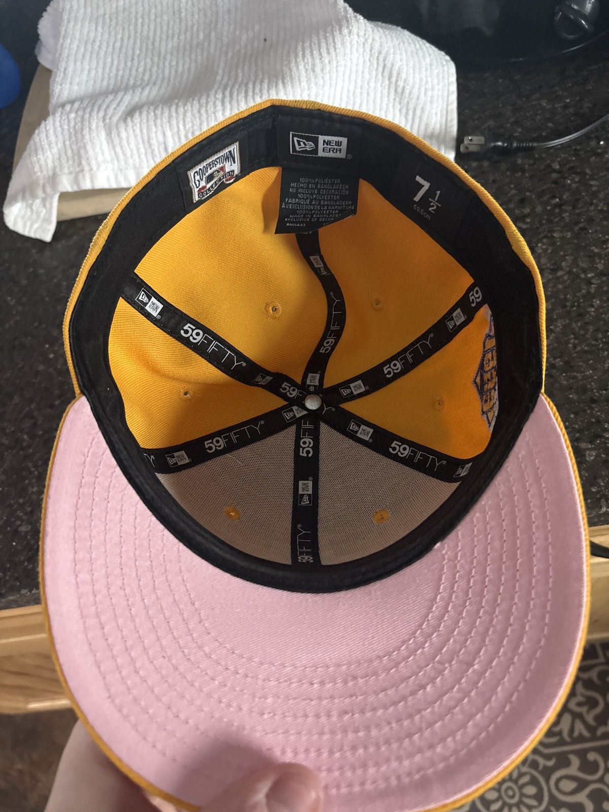New Era × New York Yankees Yellow New Era Yankee Hat Size ONE SIZE - 4 Thumbnail