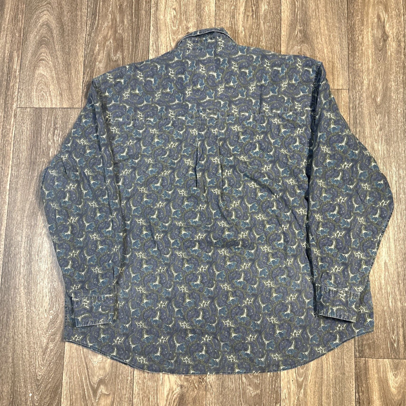 Vintage VINTAGE 1877 Men’s Geometric Paisey Floral Navy Blue Teal Longsleeve Button-Down Shirt XL Blue Men’s Shirt Size US XL / EU 56 / 4 - 5 Thumbnail