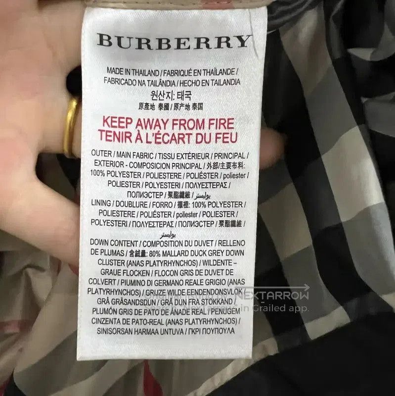 Burberry Burberry Women's Black Winter Puffer Jacket. Size XXS / US 00 / IT 34 - 4 Thumbnail