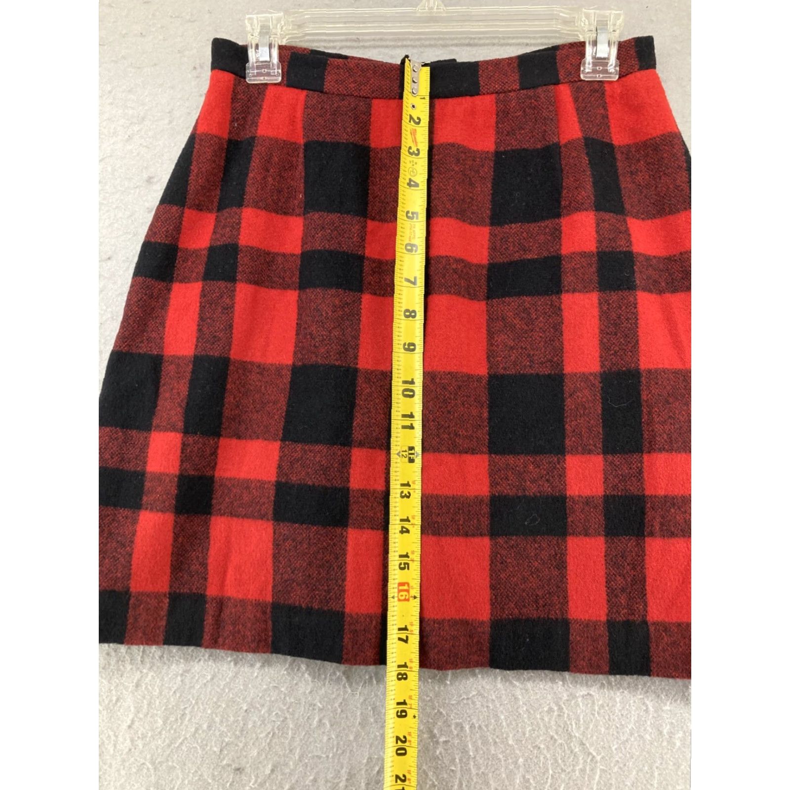 Vintage Limited America Women's Wool Plaid Mini Skirt 8 Red & Black Retro 90s Preppy Denim Style Short Length Size 30" / US 8 / IT 44 - 6 Thumbnail