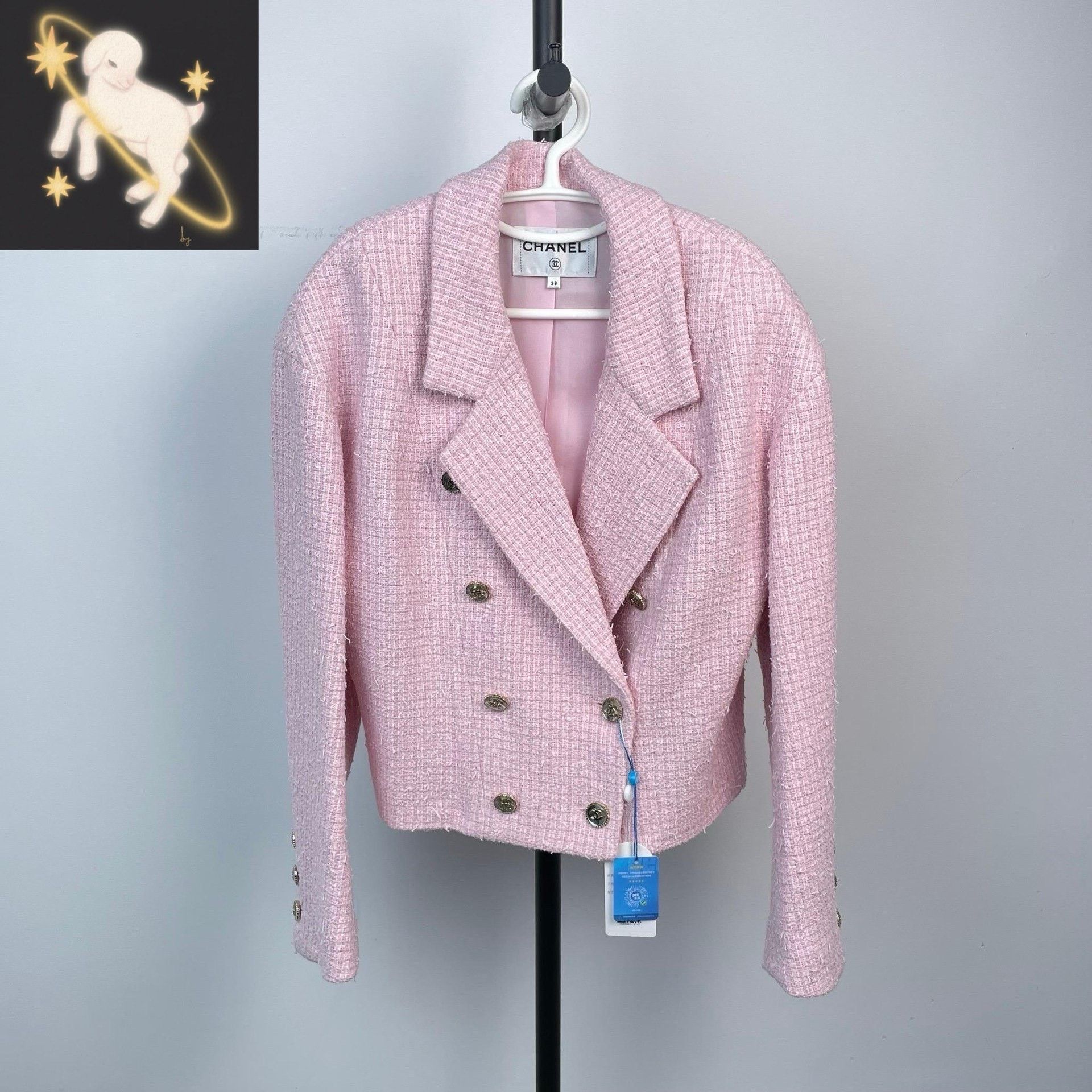 Chanel Chanel Pink Jacket S Women Size S / US 4 / IT 40 - 1 Thumbnail