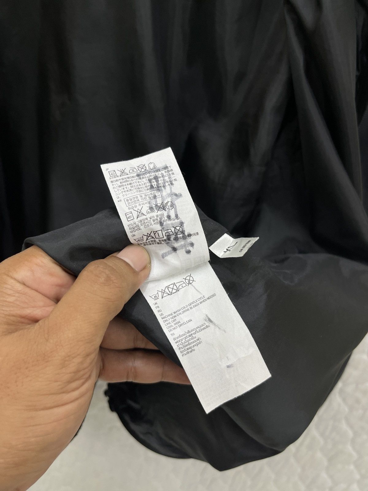 Uniqlo 🔥🔥🔥ARCHIVE UNIQLO HOODIE LIGHT JACKET Size US L / EU 52-54 / 3 - 11 Thumbnail