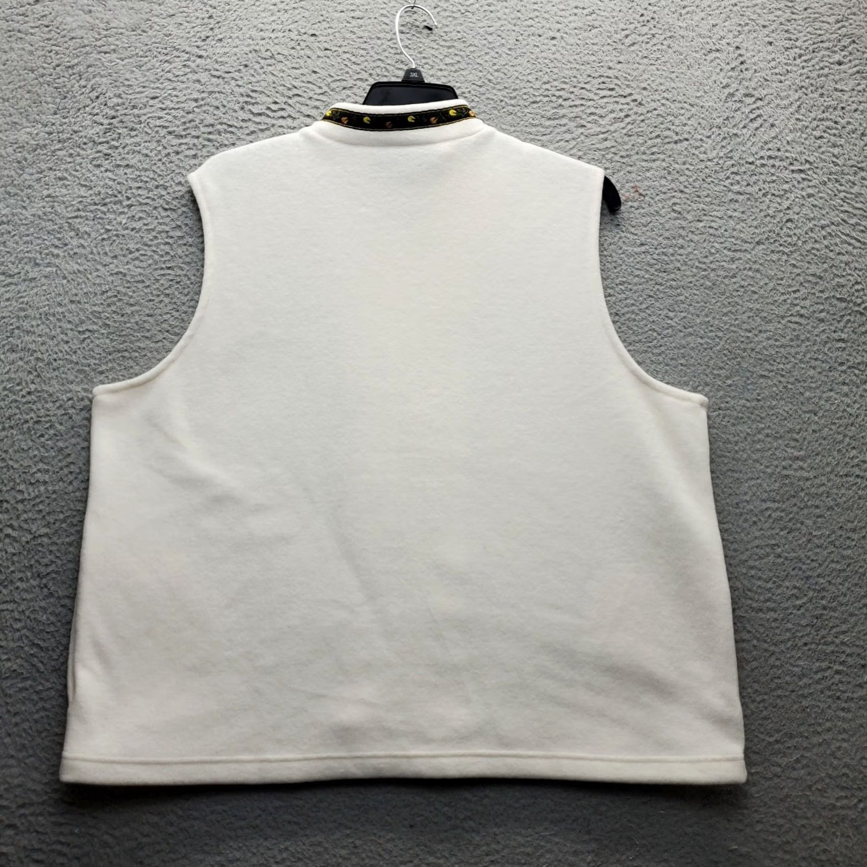 Vintage Susan Graver Vest Women 1X Tan Pouch Pocket Sleeveless Mock Neck Full Zip Vest Womens Size 1X Tan Pockets Zip Size XL / US 12-14 / IT 48-50 - 2 Thumbnail