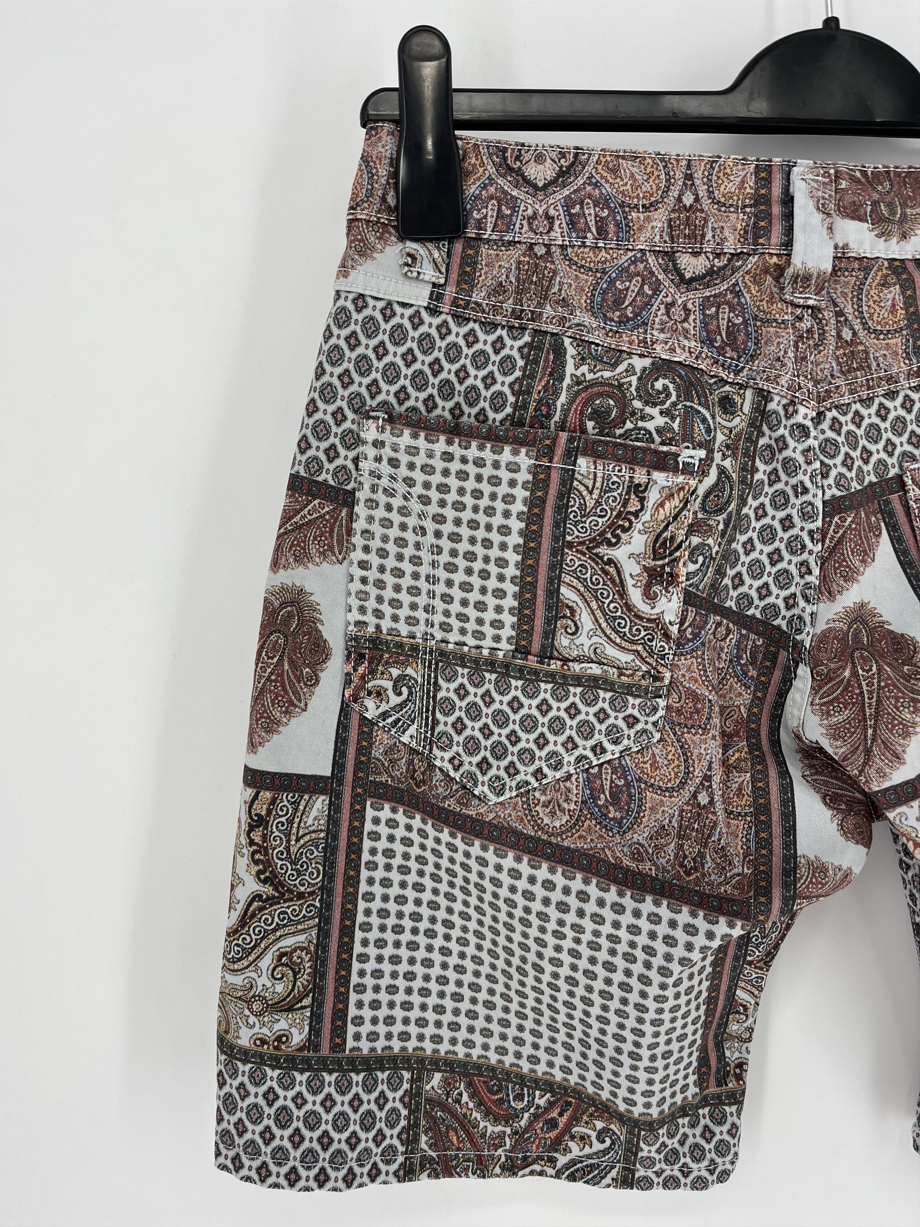 Other Vintage Y2K Please Shorts Size Medium bandana style Size US 30 / EU 46 - 8 Thumbnail
