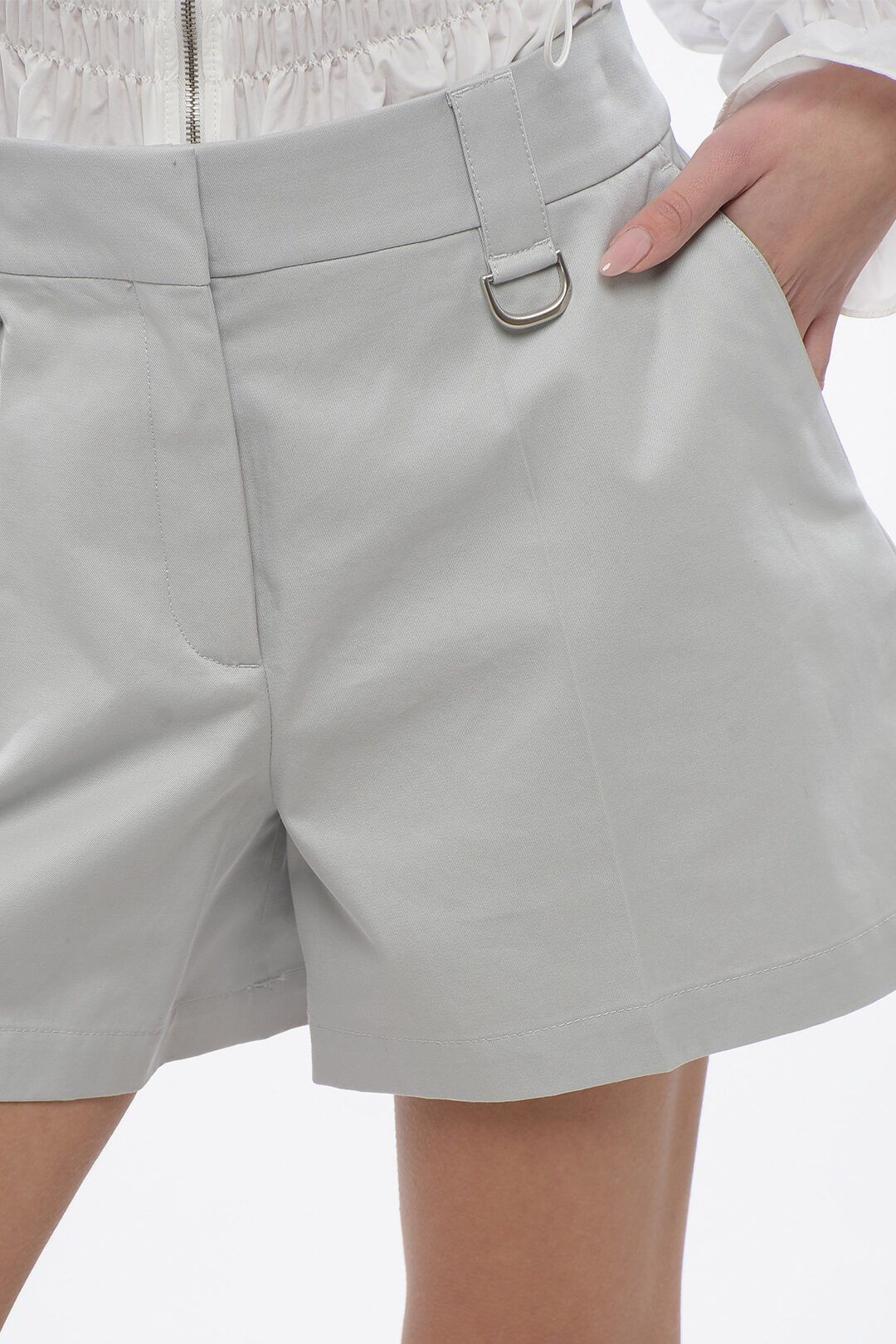 Off-White og1mm1125 Cargo Short in Light Blue Size 27" / US 4 / IT 40 - 3 Thumbnail