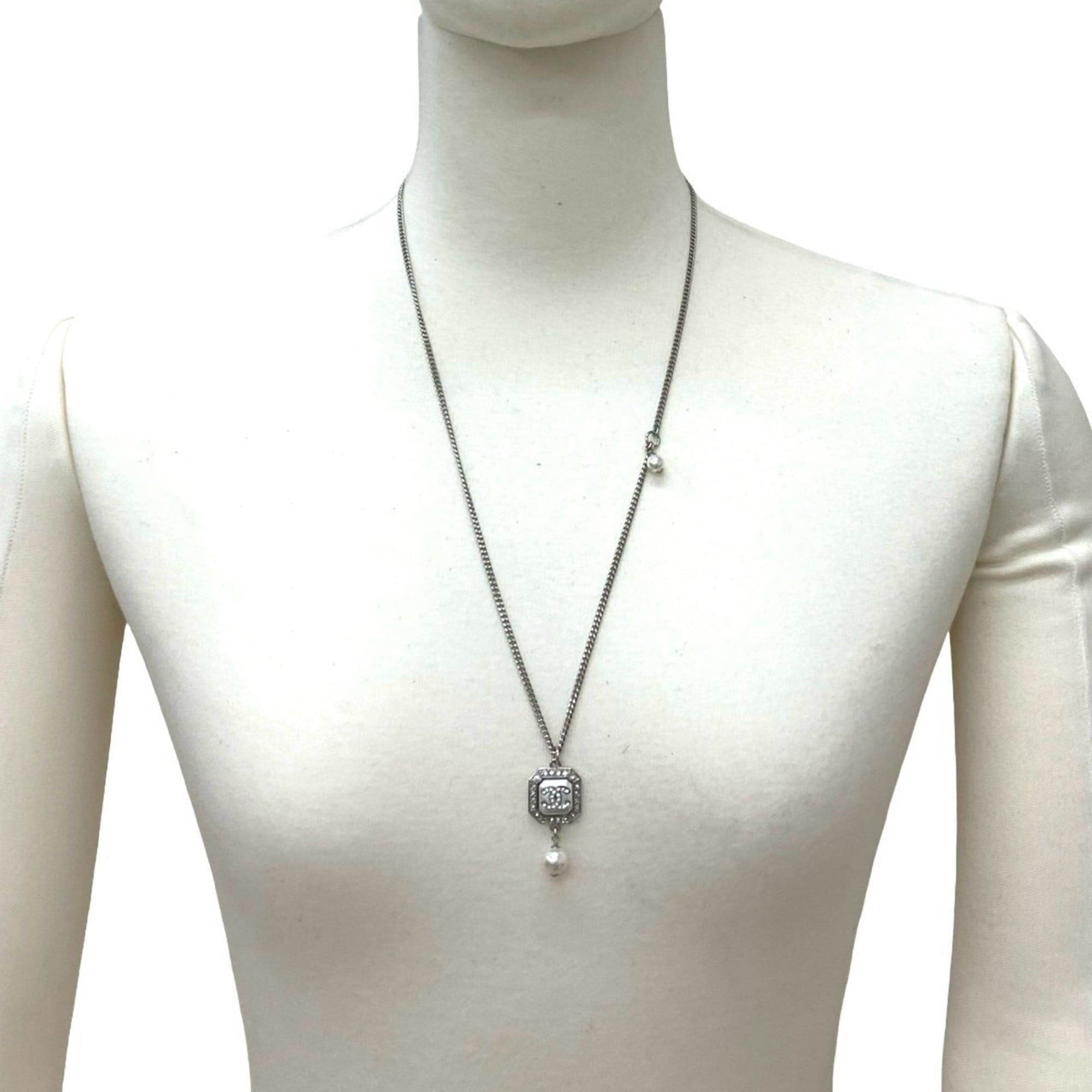 Chanel CHANEL Coco Mark Metal Rhinestone and Faux Pearl Necklace Pendant in Silver 05853 Size ONE SIZE - 1 Thumbnail