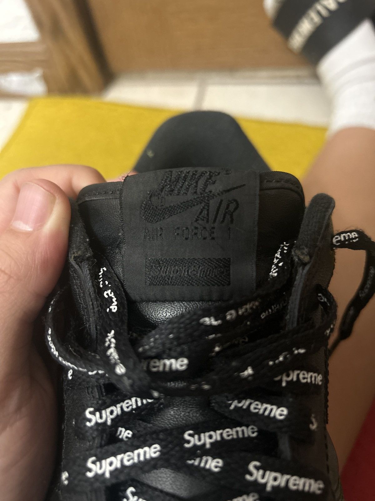 Nike × Supreme Supreme black Air Force Size US 9.5 / EU 42-43 - 8 Thumbnail