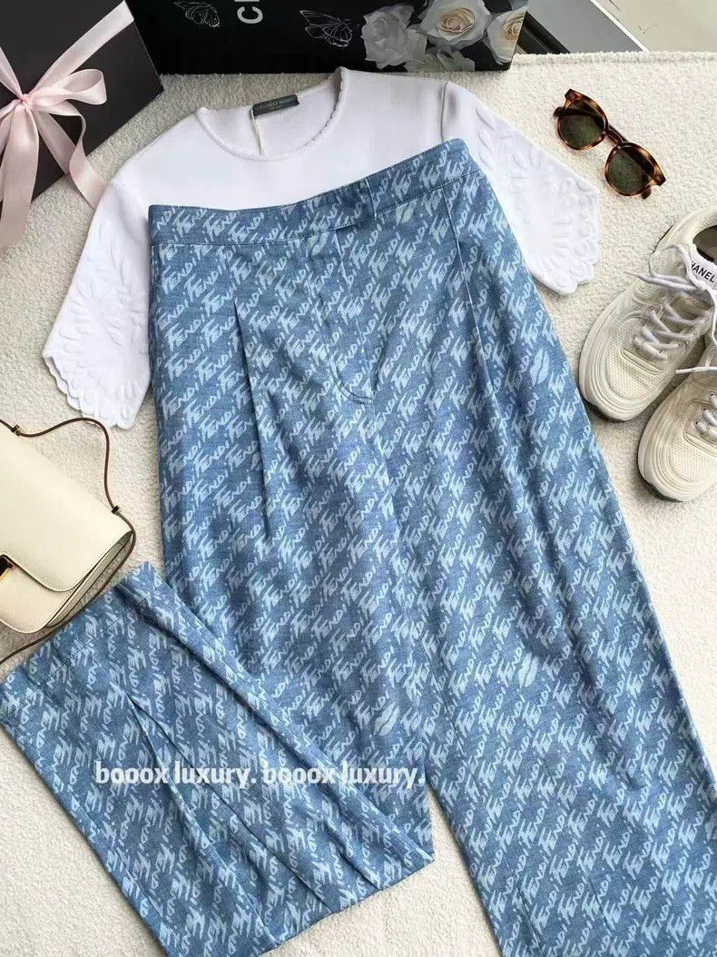 Fendi Fendi Cotton Navy Print Logo Wide Leg Pants Size 27" / US 4 / IT 40 - 1 Thumbnail