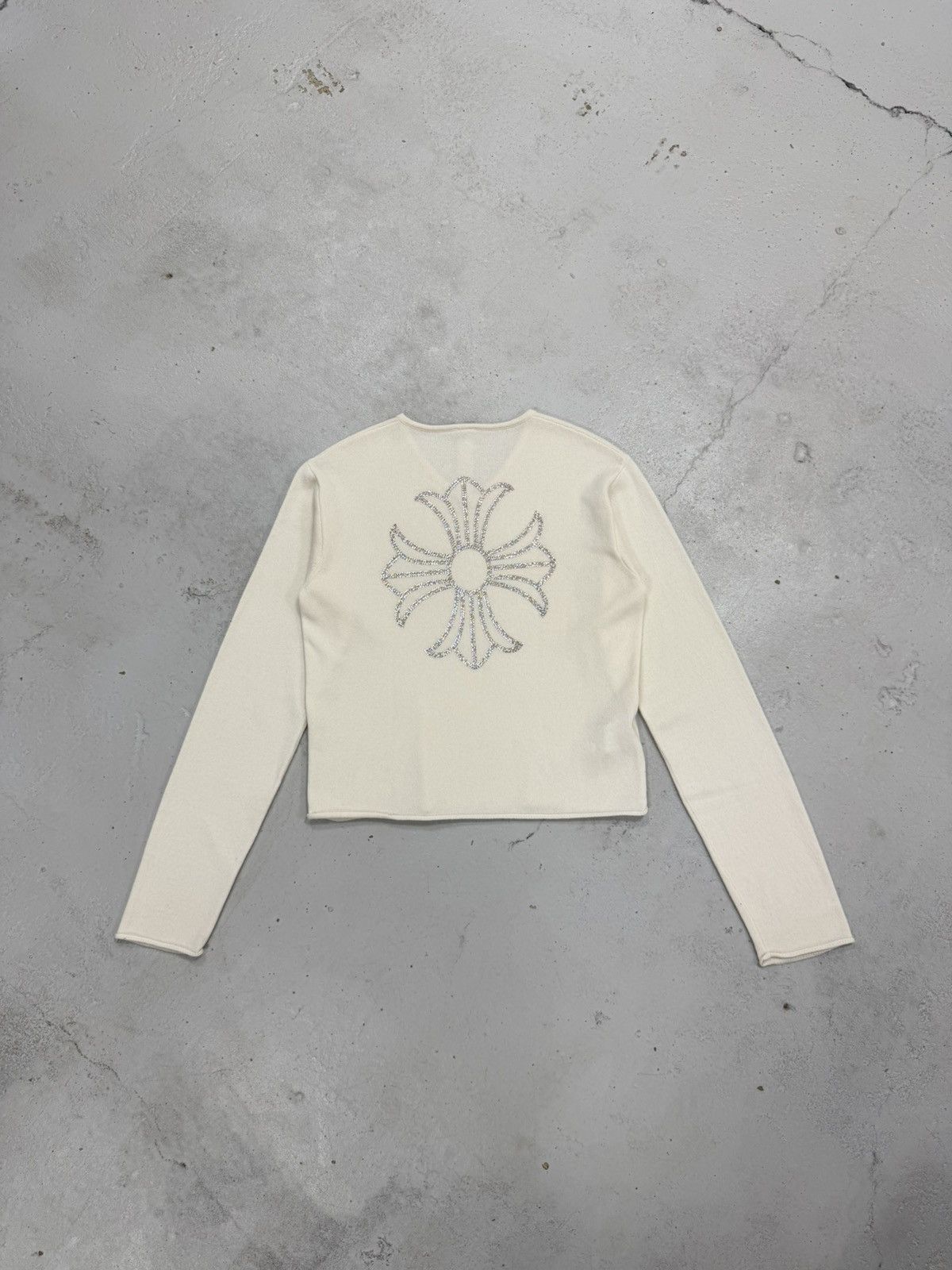 Chrome Hearts Chrome Hearts Cashmere V Neck Plus Rhinestone Sweater Medium Size M / US 6-8 / IT 42-44 - 1 Thumbnail