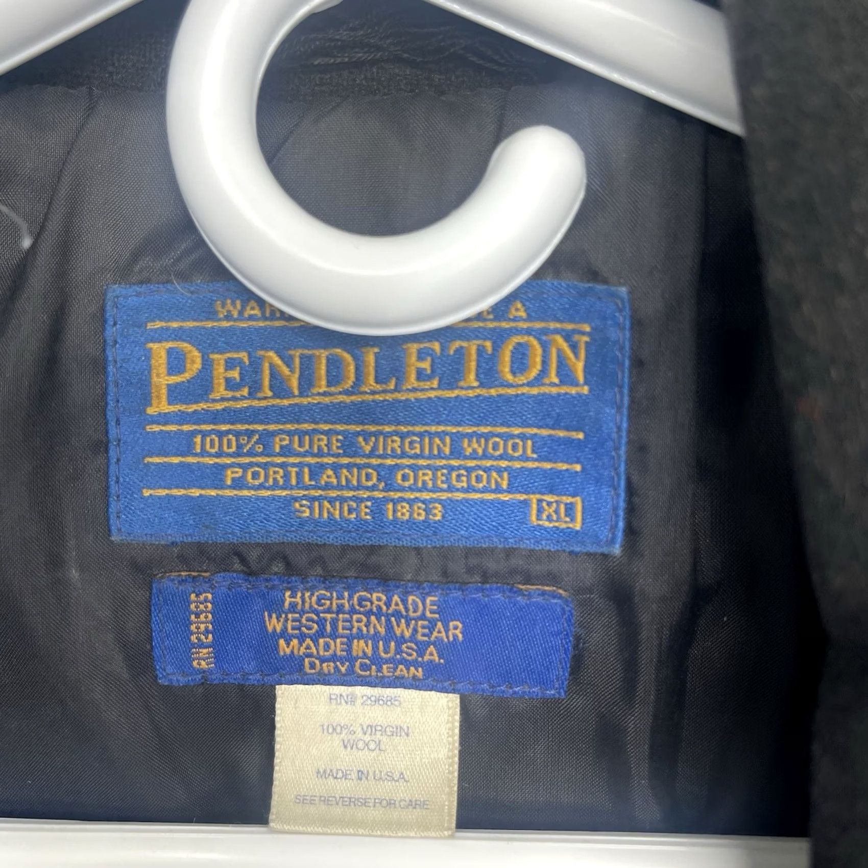 Pendleton VINTAGE Pendleton Wool Jacket Mens XL Black Plaid Zip Western Coat of Wool Mid-Length 550 Warmth Winter Fall Spring Mens Size US XL / EU 56 / 4 - 5 Thumbnail