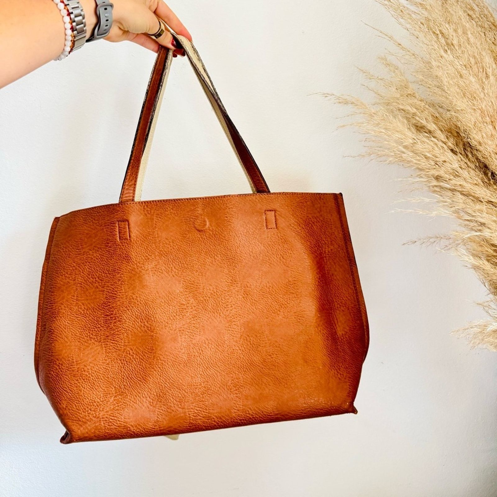 Anthropologie ANTHROPOLOGIE Brown Off White Zip Pouch Vegan Leather Purse Size ONE SIZE - 7 Thumbnail