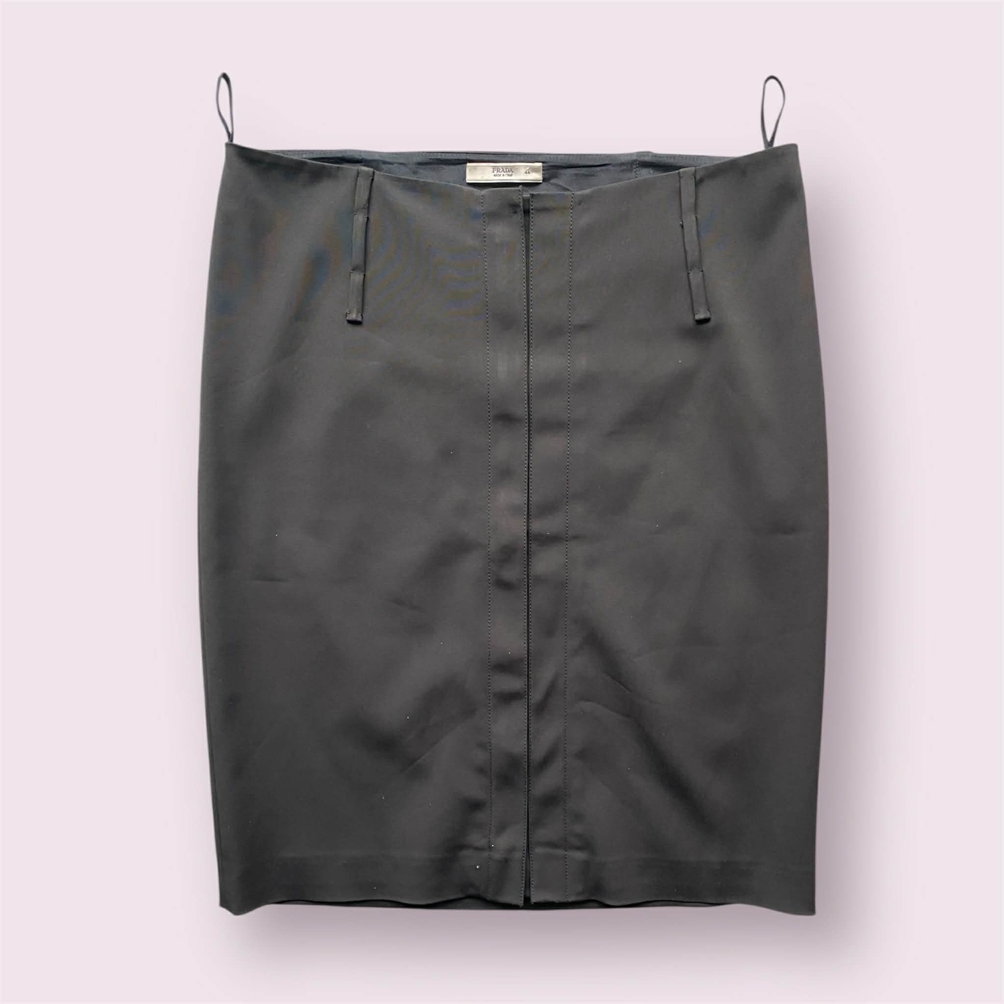 Prada Prada Mid Skirt Midi Official RiRi Zip Size 44 Size 32" / US 10 / IT 46 - 1 Thumbnail