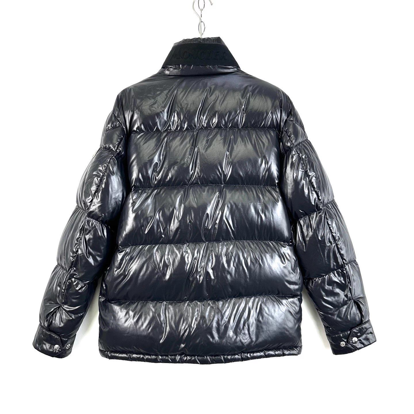 Moncler Moncler Rateua Black Shiny Logo Puffer 3 98% New Size US L / EU 52-54 / 3 - 2 Thumbnail