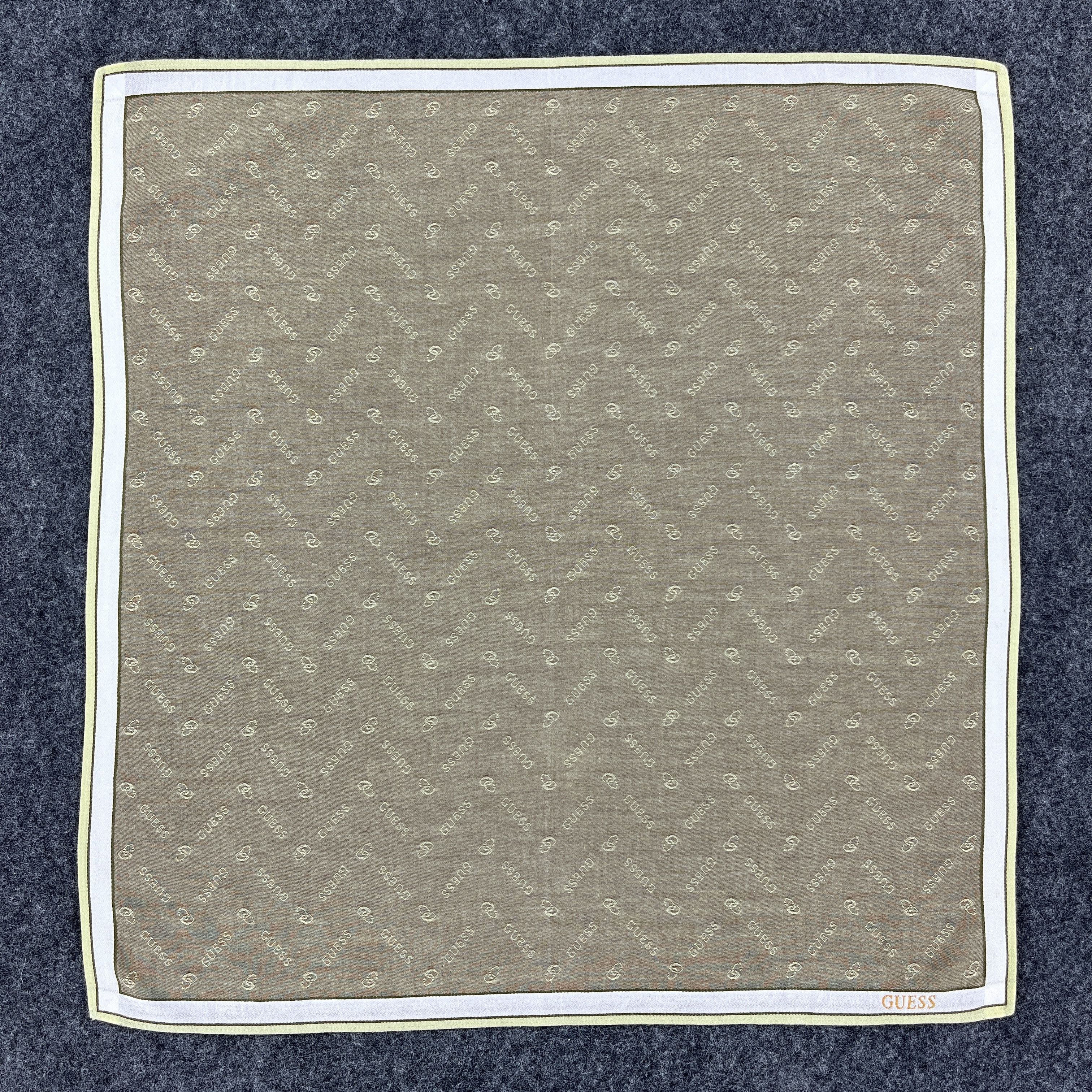 Guess Guess Handkerchief / Bandana / Neckerchief B353 Size ONE SIZE - 8 Thumbnail