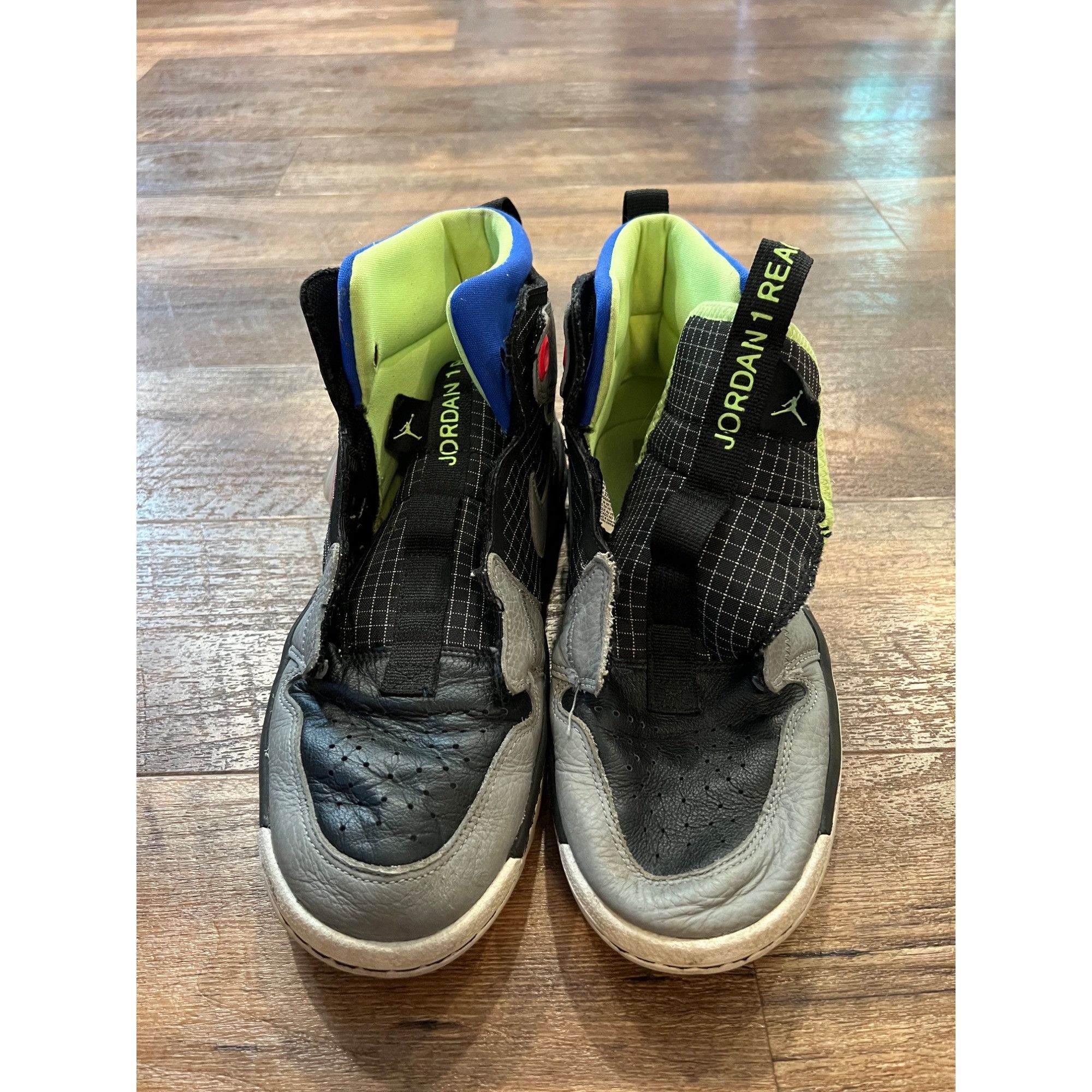 Nike NIKE Air Jordan 1 High React Men's Sz 9 Basketball Black Gho Size US 9 / EU 42 - 3 Thumbnail
