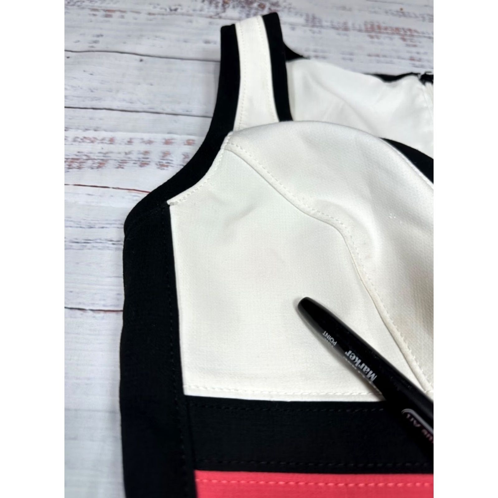 White House Black Market White House Black Market Sheath Tank Dress Sz 00 Black Multicolor Knee Length Tank Dress Womens 00 Flaws Stains Shoes Ships Today Size XXS / US 00 / IT 34 - 7 Thumbnail