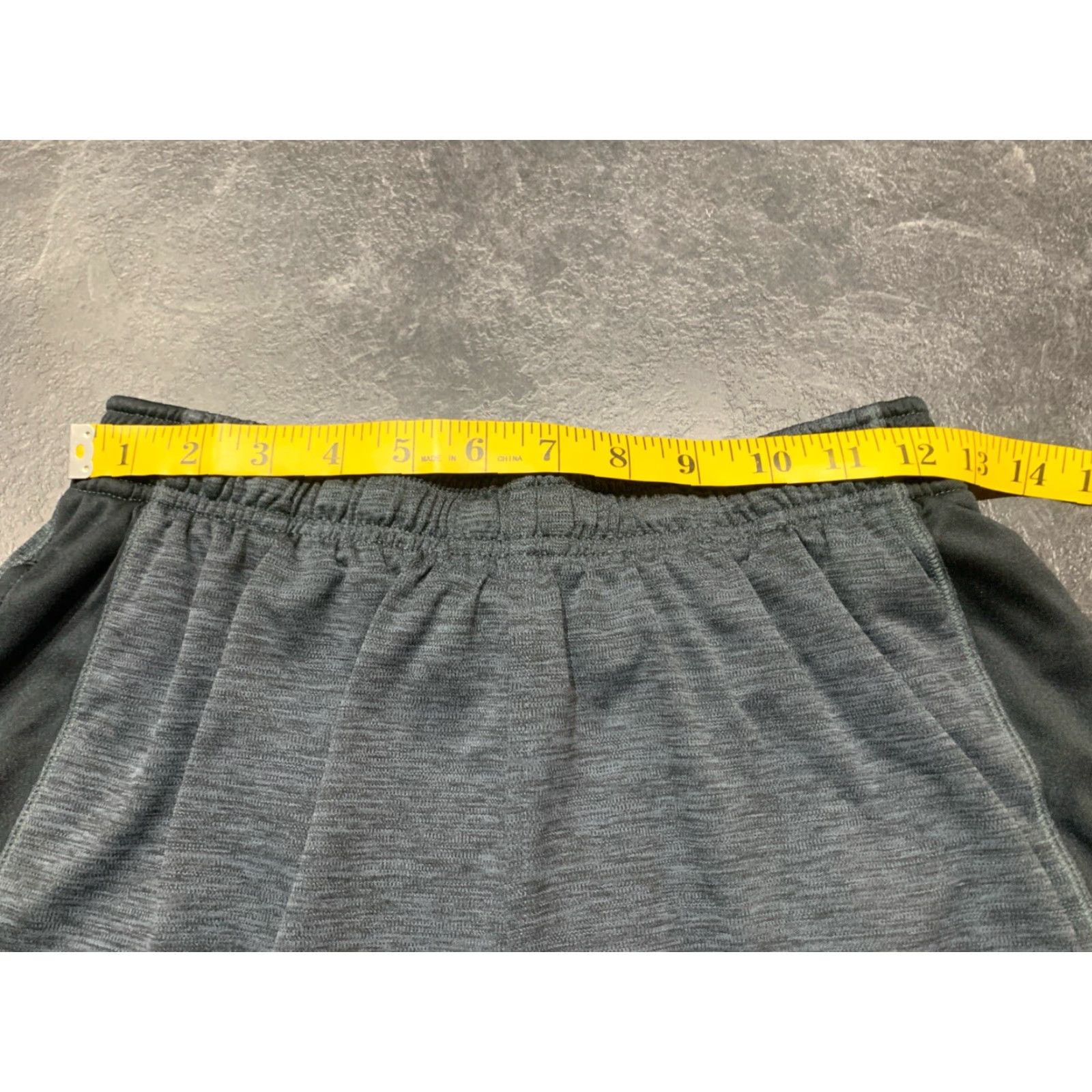 Under Armour Under Armour Athletic Basketball Shorts Gray Small Mens Size US 29 - 3 Thumbnail