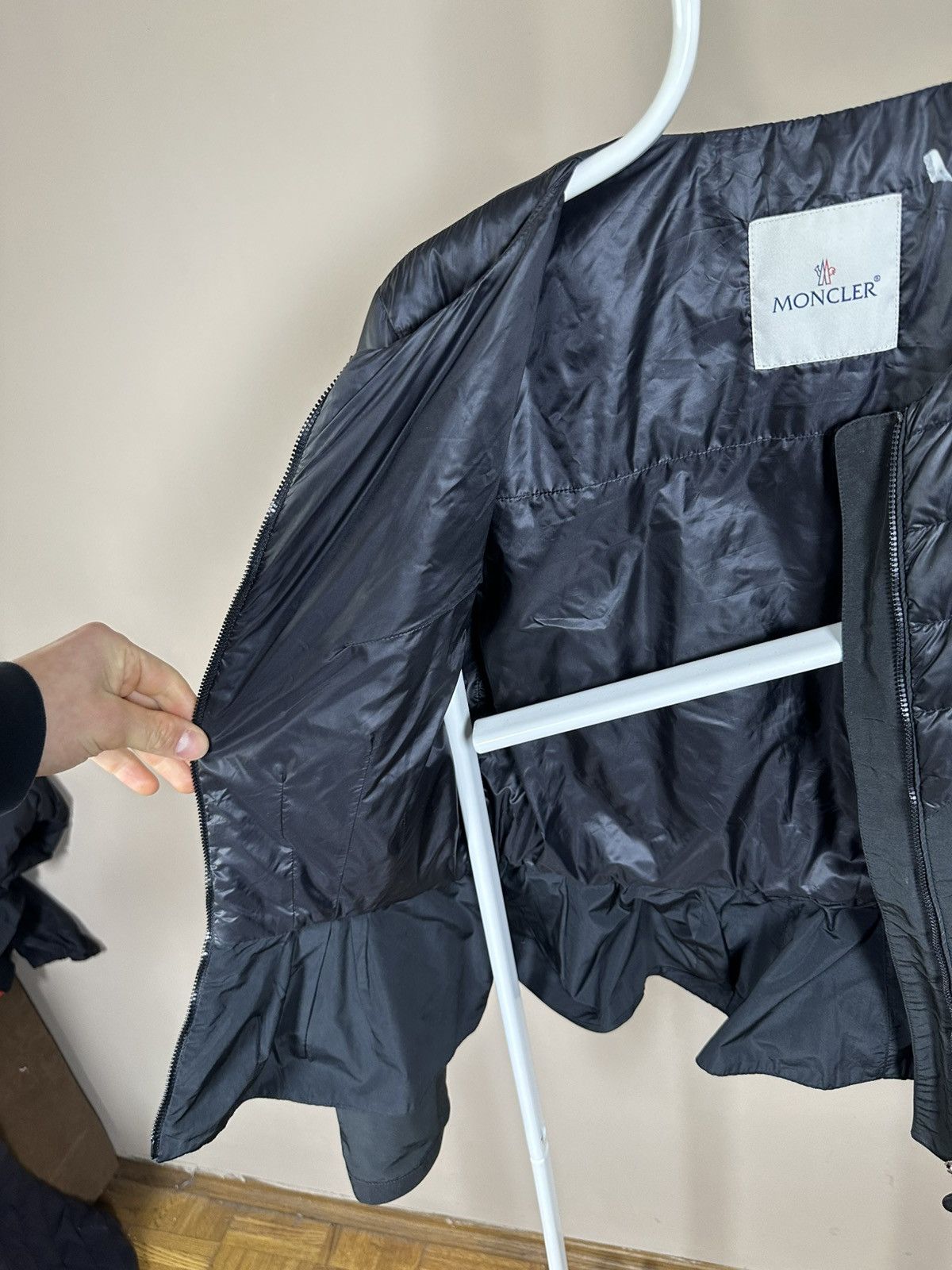 Moncler Moncler duval giubbotto jacket Size S / US 4 / IT 40 - 7 Thumbnail