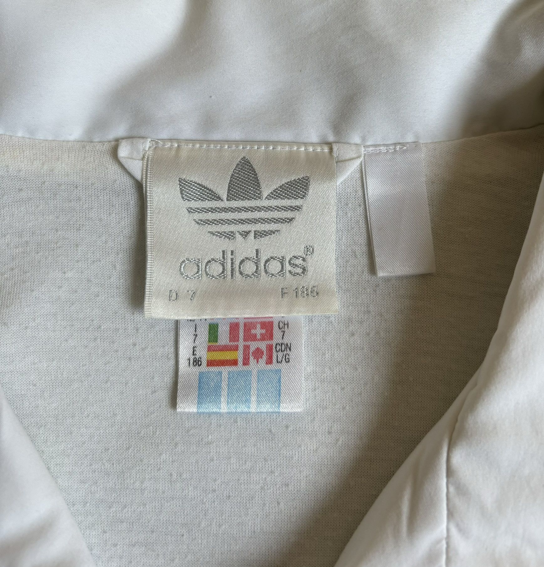 Adidas Adidas Originals vintage 90s white jacket size. XXL Size US XXL / EU 58 / 5 - 13 Thumbnail