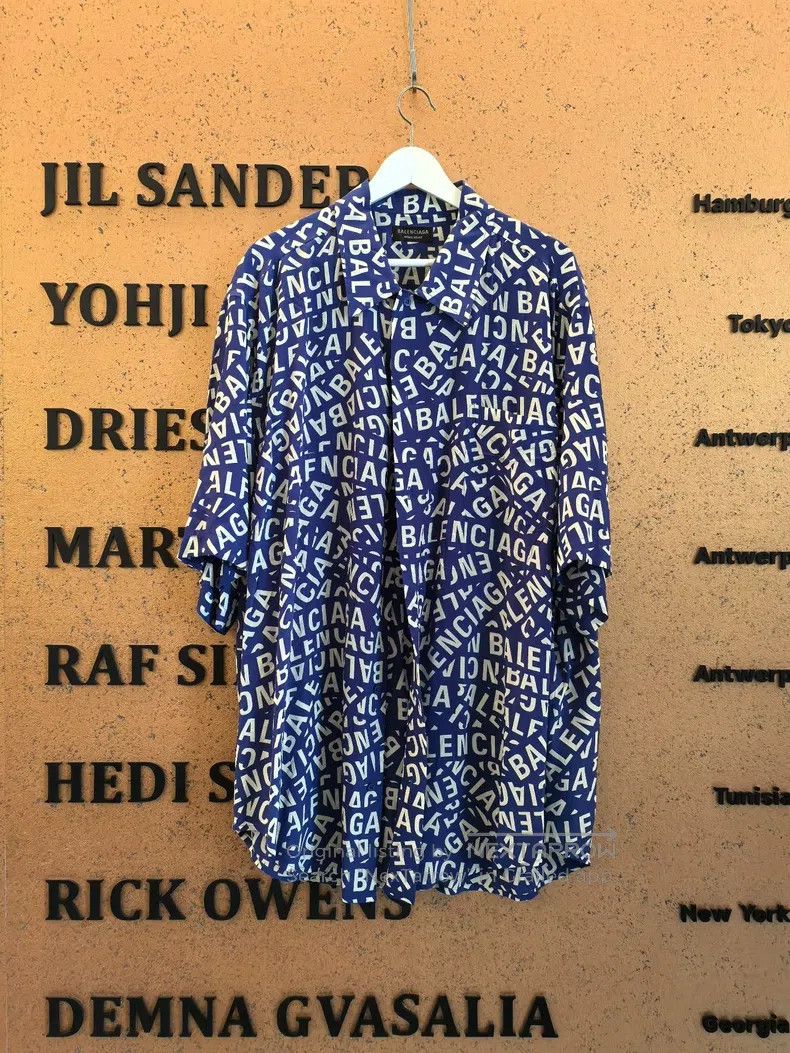 Balenciaga Balenciaga size 39 Classic Full Logo Silk Shirt Size US L / EU 52-54 / 3 - 2 Thumbnail