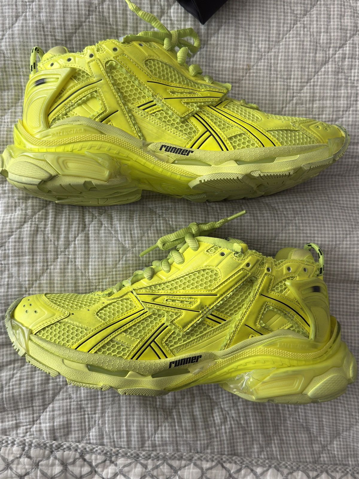 Balenciaga Balenciaga Runner ‘ Fluorescent Yellow ’ Size US 10.5 / EU 43-44 - 1 Thumbnail