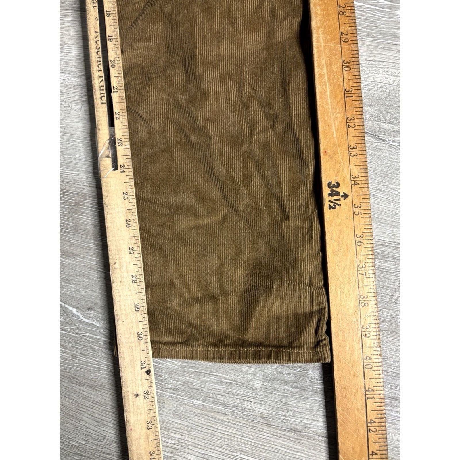 Levi's VINTAGE Levi's 94 Baggy Pants Womens 24x31 Brown Corduroy Relaxed High Rise Water Less 2 Size 42" / US 20 - 4 Thumbnail
