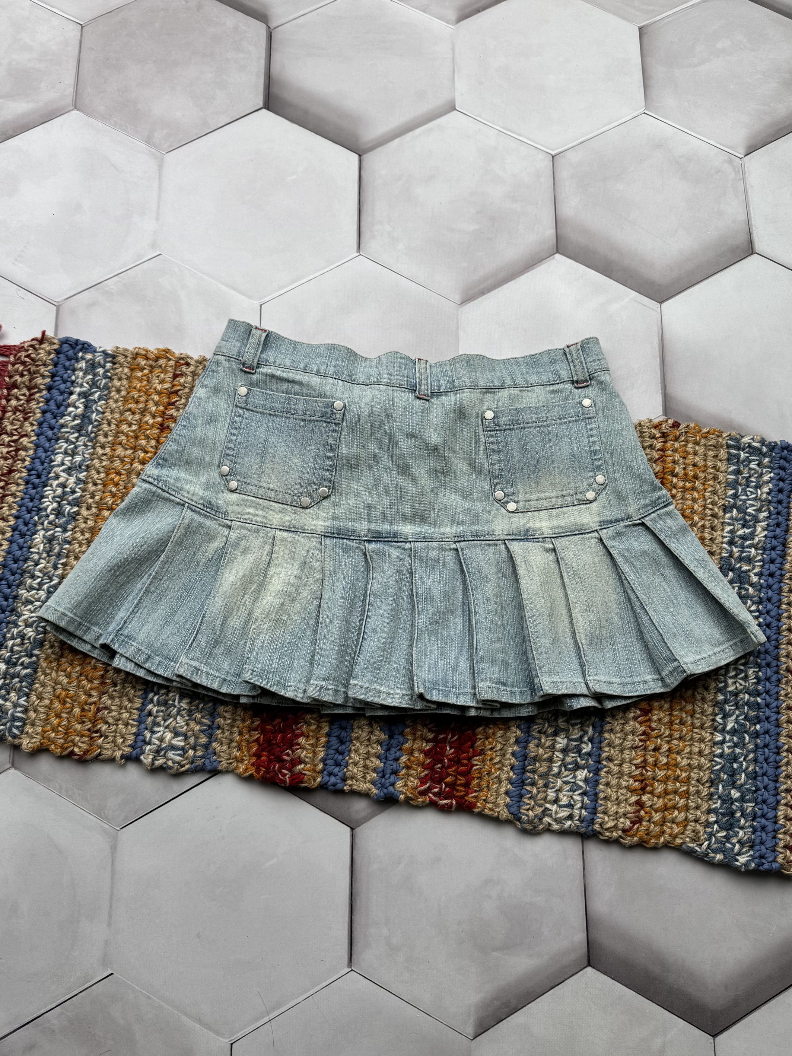 Vintage Vintage Flare Mini Skirt (E4) Size 30" / US 8 / IT 44 - 4 Thumbnail