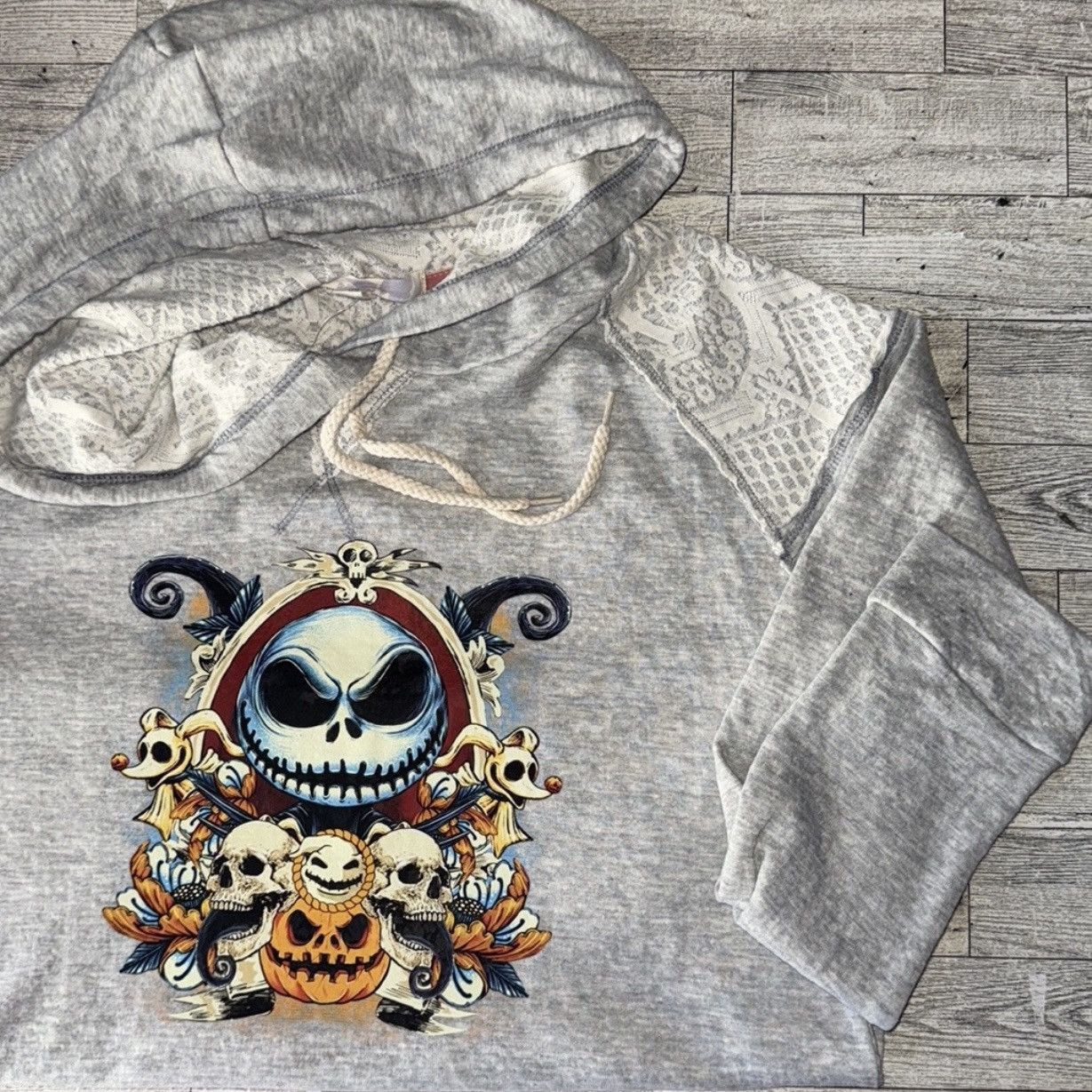 Nordstrom Night Before Christmas, Halloween Theme Asymmetrical Hoodie Size M / US 6-8 / IT 42-44 - 13 Thumbnail