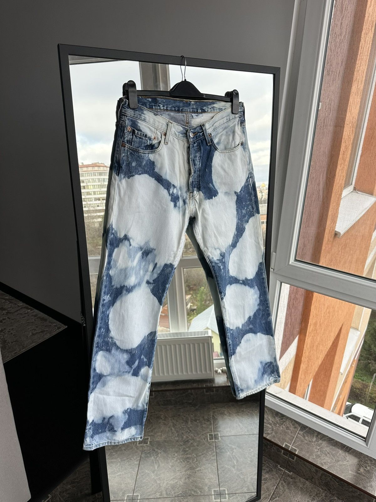 Levi's Vintage Levi’s 501 Tie-Die Bleached Custom Denim Mens Jeans Size US 32 / EU 48 - 1 Thumbnail