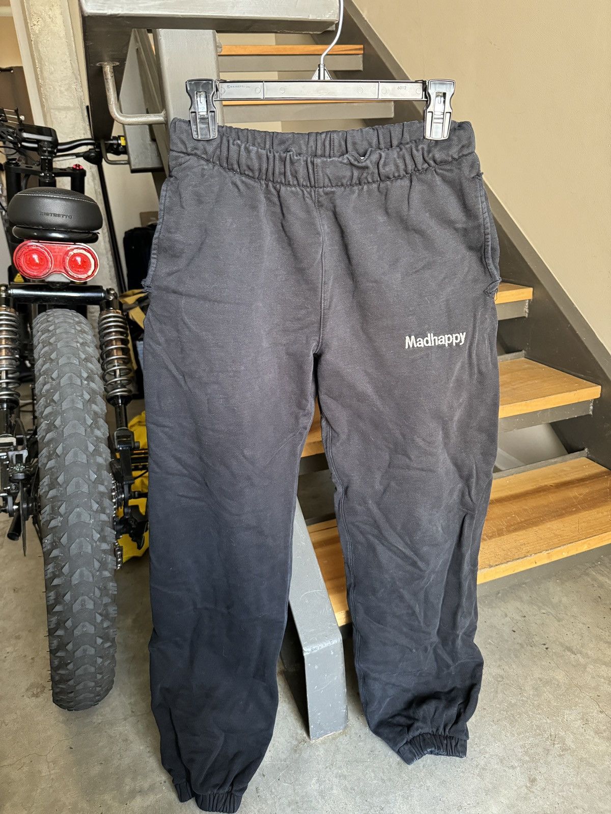 Madhappy Madhappy Sweatpants Size US 31 - 1 Thumbnail