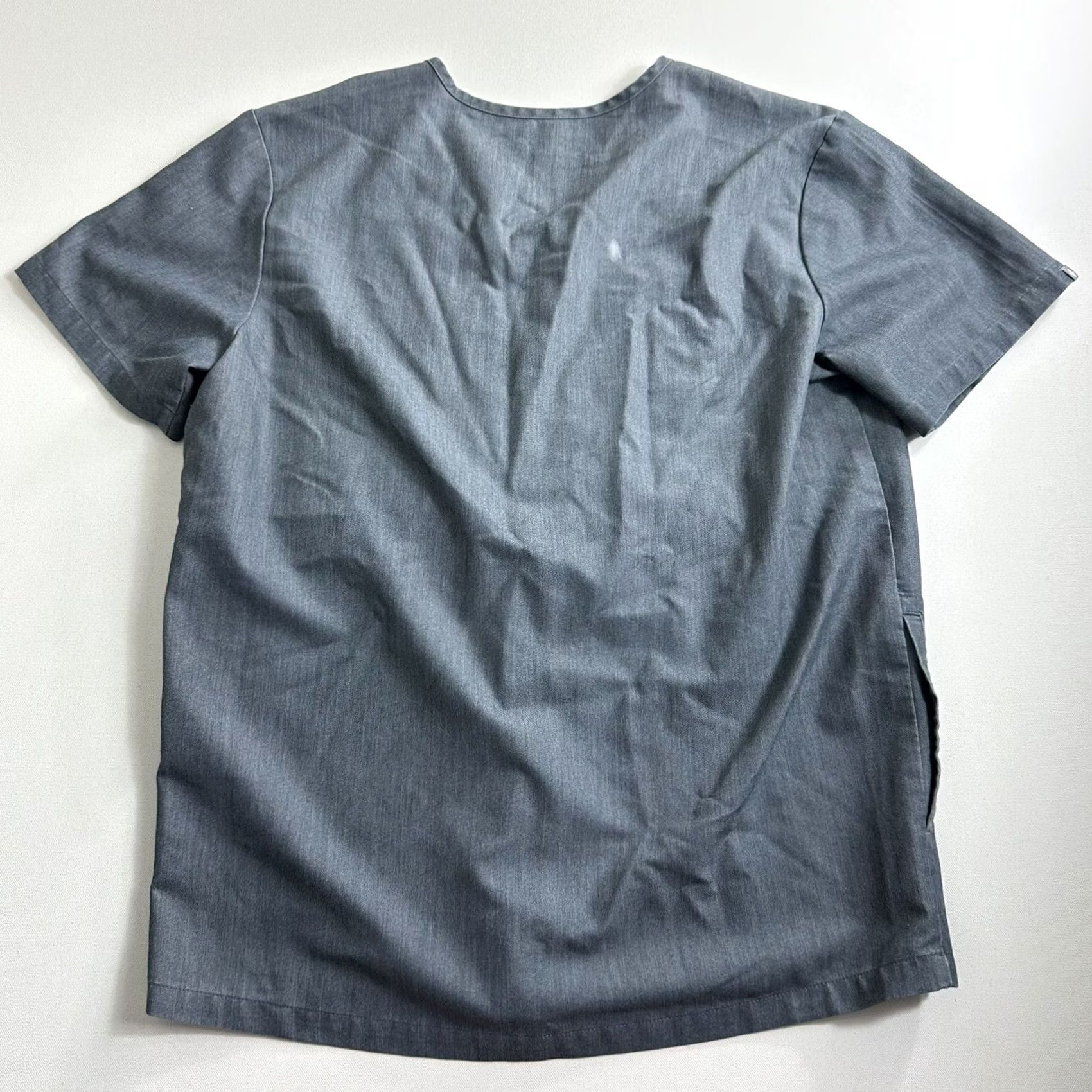 Vintage FIGS Catarina Hand Pockets Solid Gray Scrub Top Womens Size Medium Uniform Size M / US 6-8 / IT 42-44 - 2 Thumbnail