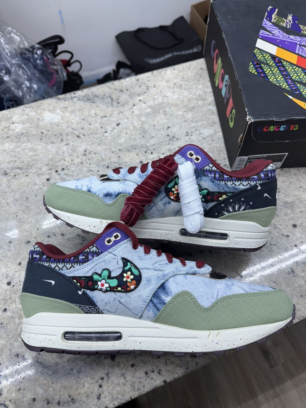CNCPTS × Nike Nike Air Max 1 SP Green/Multi Color Sail Size US 13 / EU 46 - 2 Thumbnail