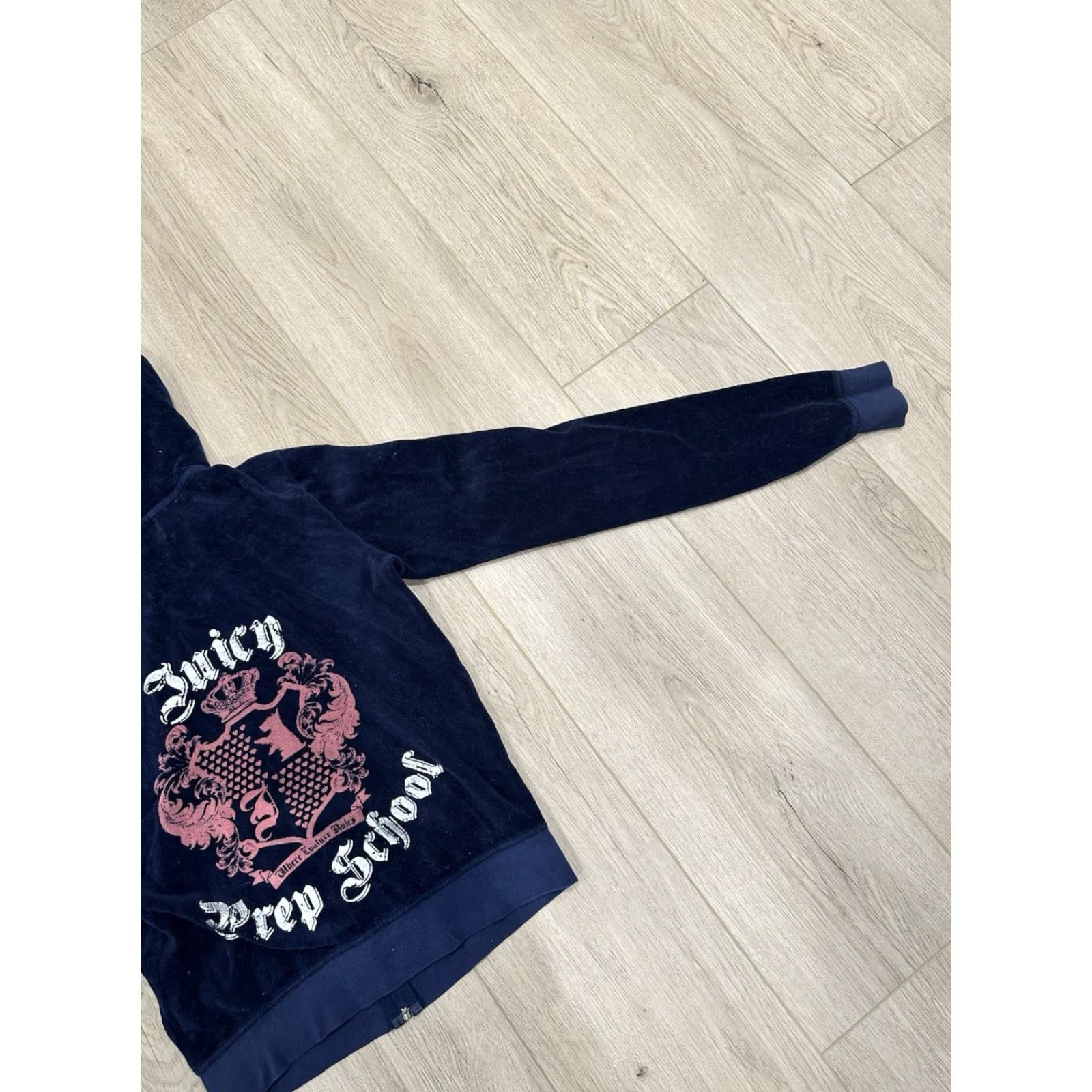 Juicy Couture VINTAGE Juicy Couture Prep School Navy Velour Zip Up Jacket Women’s Medium Size M / US 6-8 / IT 42-44 - 2 Thumbnail