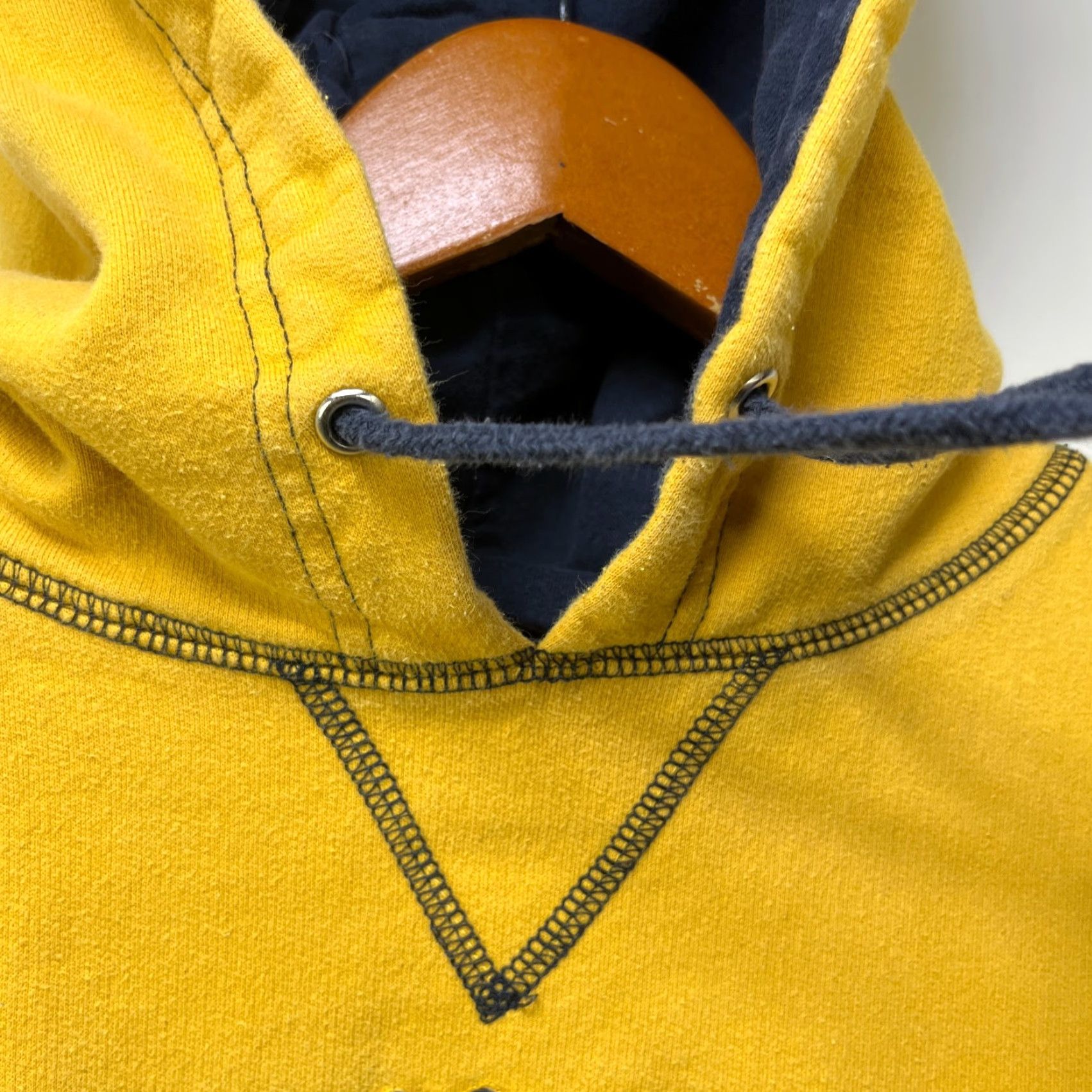 Vintage VINTAGE Corona Extra Hoodie Mens Regular M Camouflage Yellow 90s Pullover with Pockets, All Seasons - Knit Cotton Logo Crew Neck Size US M / EU 48-50 / 2 - 3 Thumbnail