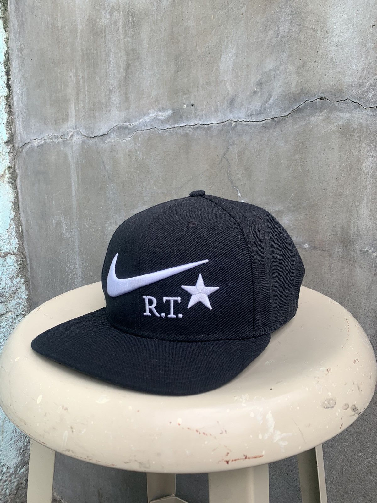 Nike × Riccardo Tisci Logo Snapback Size ONE SIZE - 3 Thumbnail