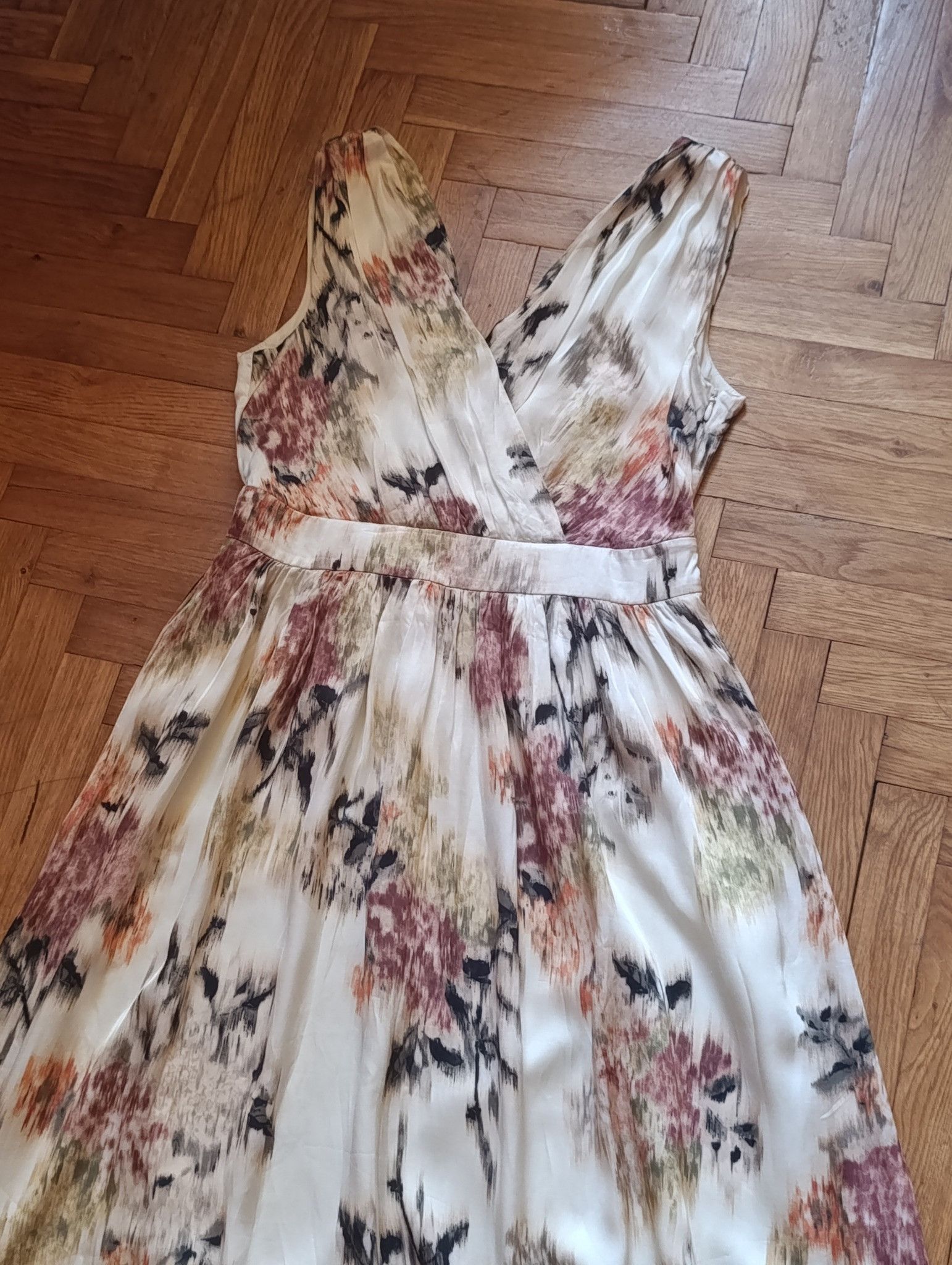 Esprit Esprit Wrap Satin Dress Floral Print 36 – Ecovero Viscose Size XS / US 0-2 / IT 36-38 - 5 Thumbnail