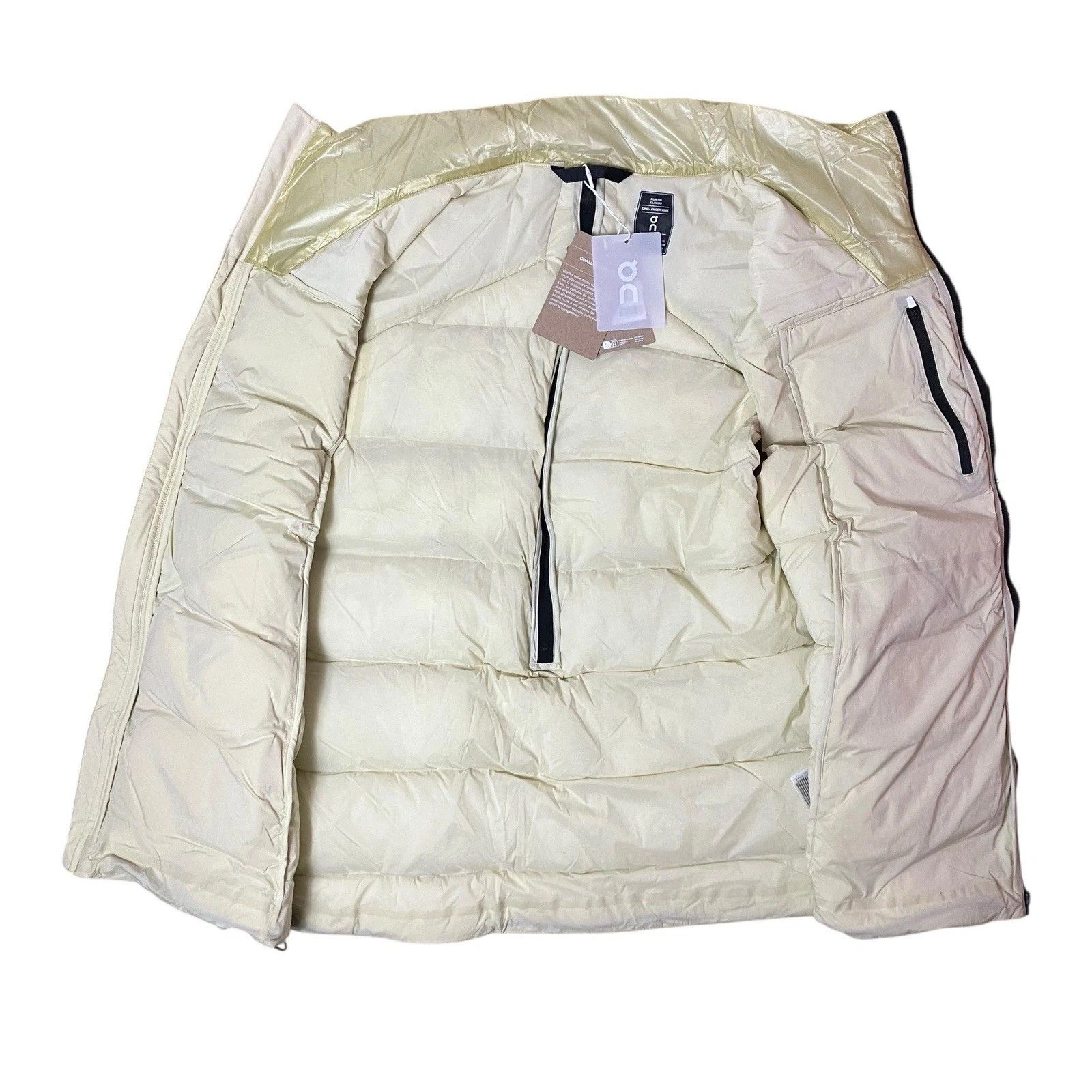 On On Running Challenger Vest Mens L Yellow Size US L / EU 52-54 / 3 - 11 Thumbnail