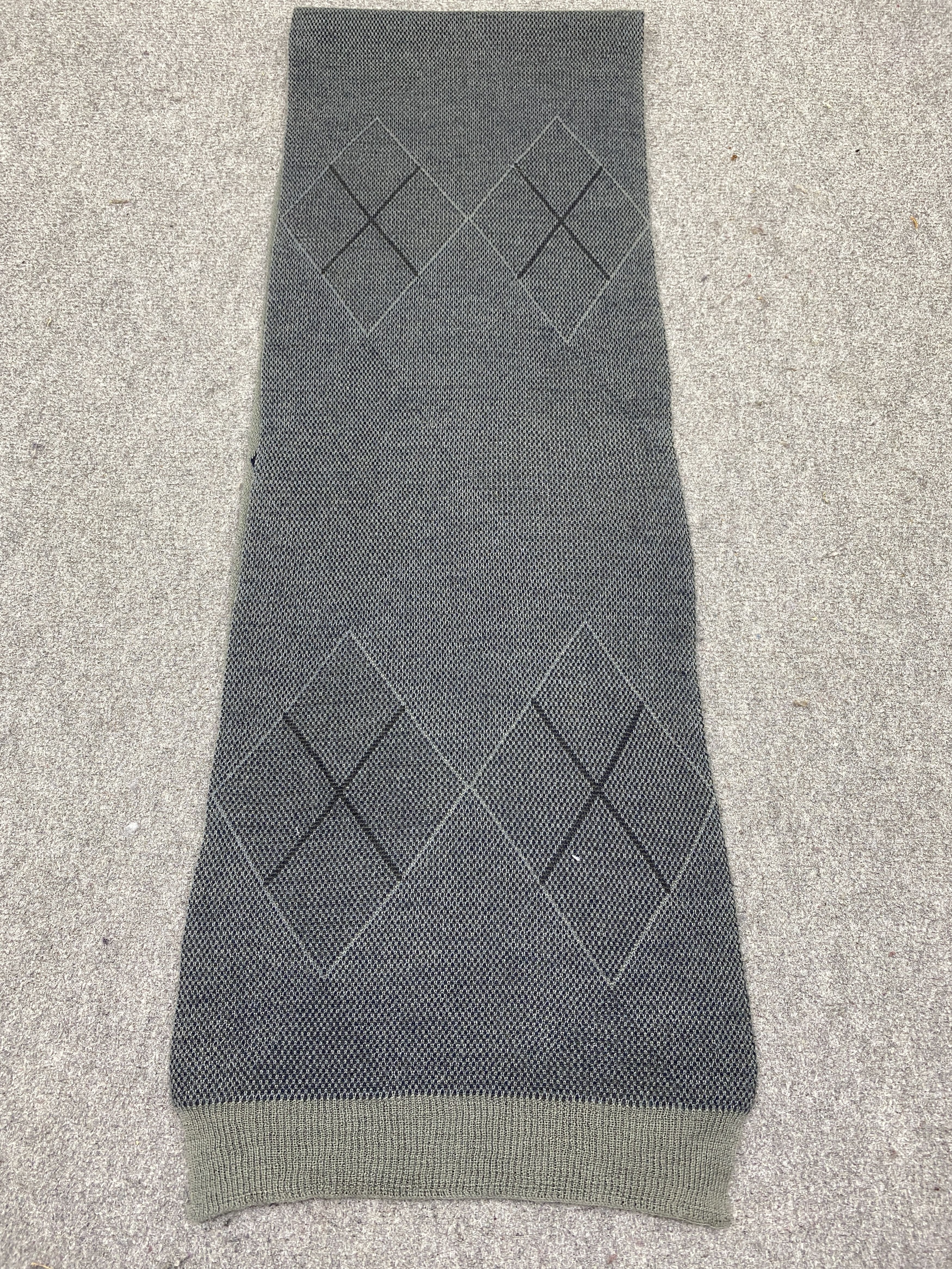 Japanese Brand Back Number Scarf / Muffler / Neckwear SC0318 Size ONE SIZE - 6 Thumbnail